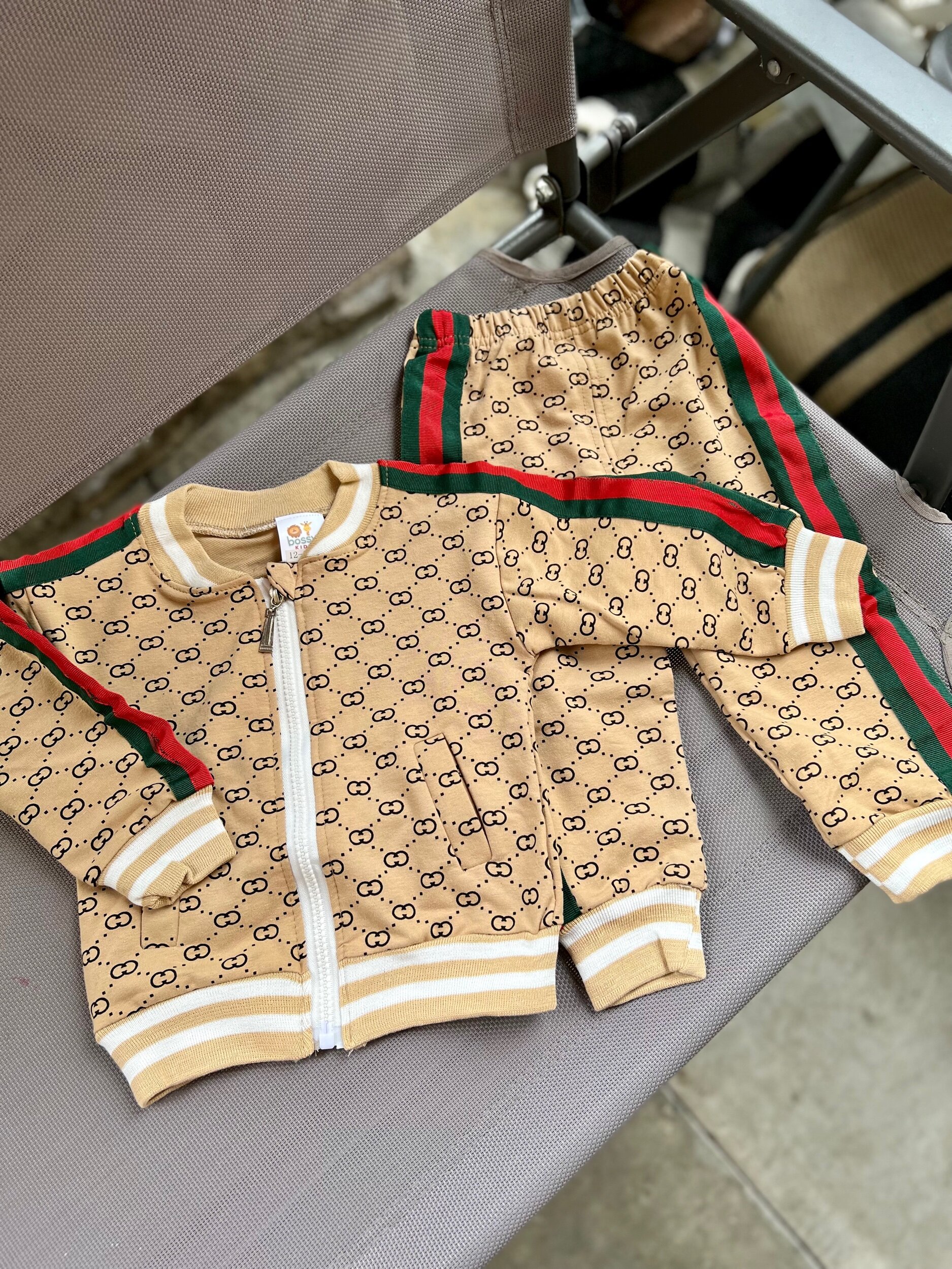 FC608EBF-031F-4803-968B-E72BE7387999