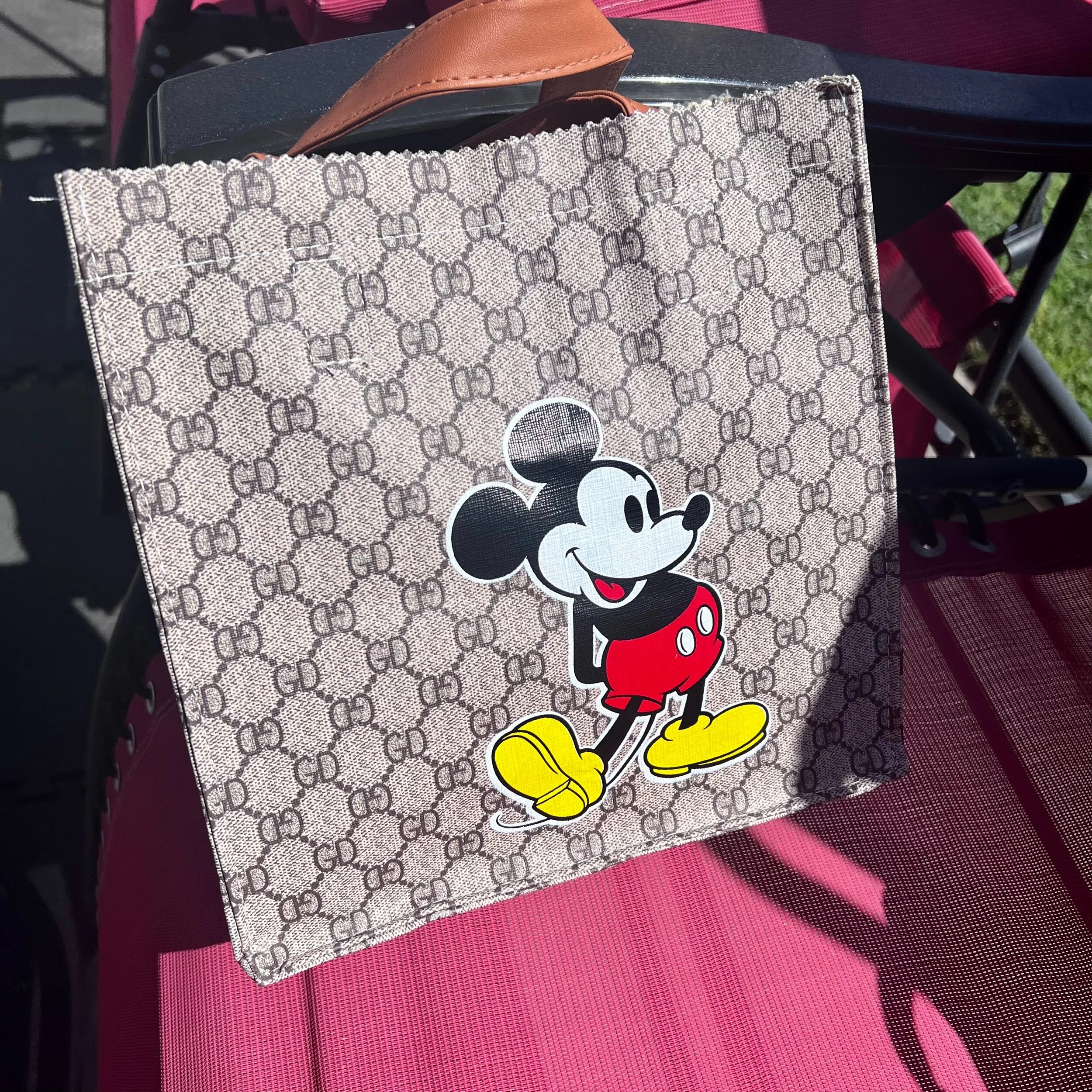 515F9C3A-F18C-45FA-BA53-0A6477512F61