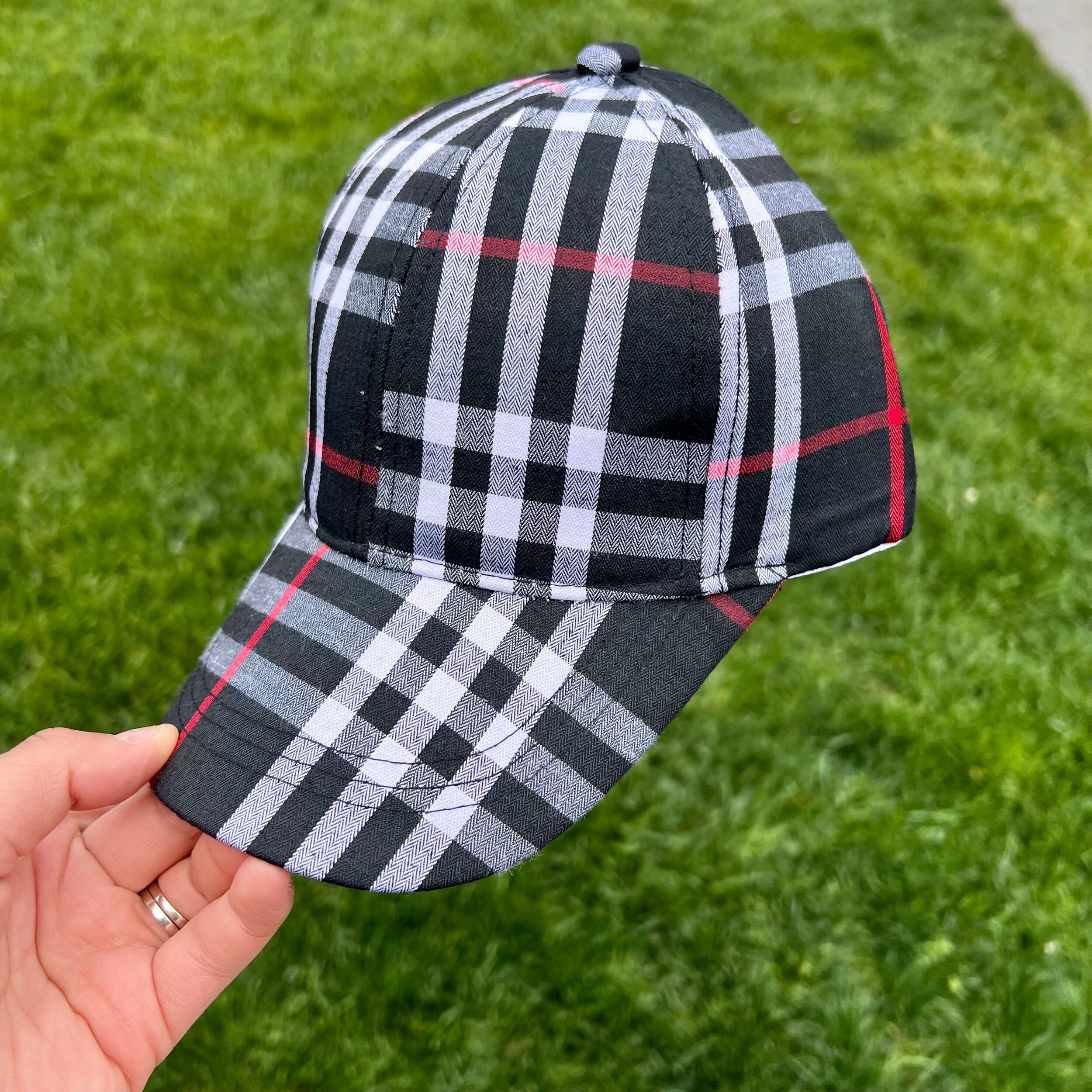 E4AA540D-7F0C-487B-B164-4D8D5FE54154