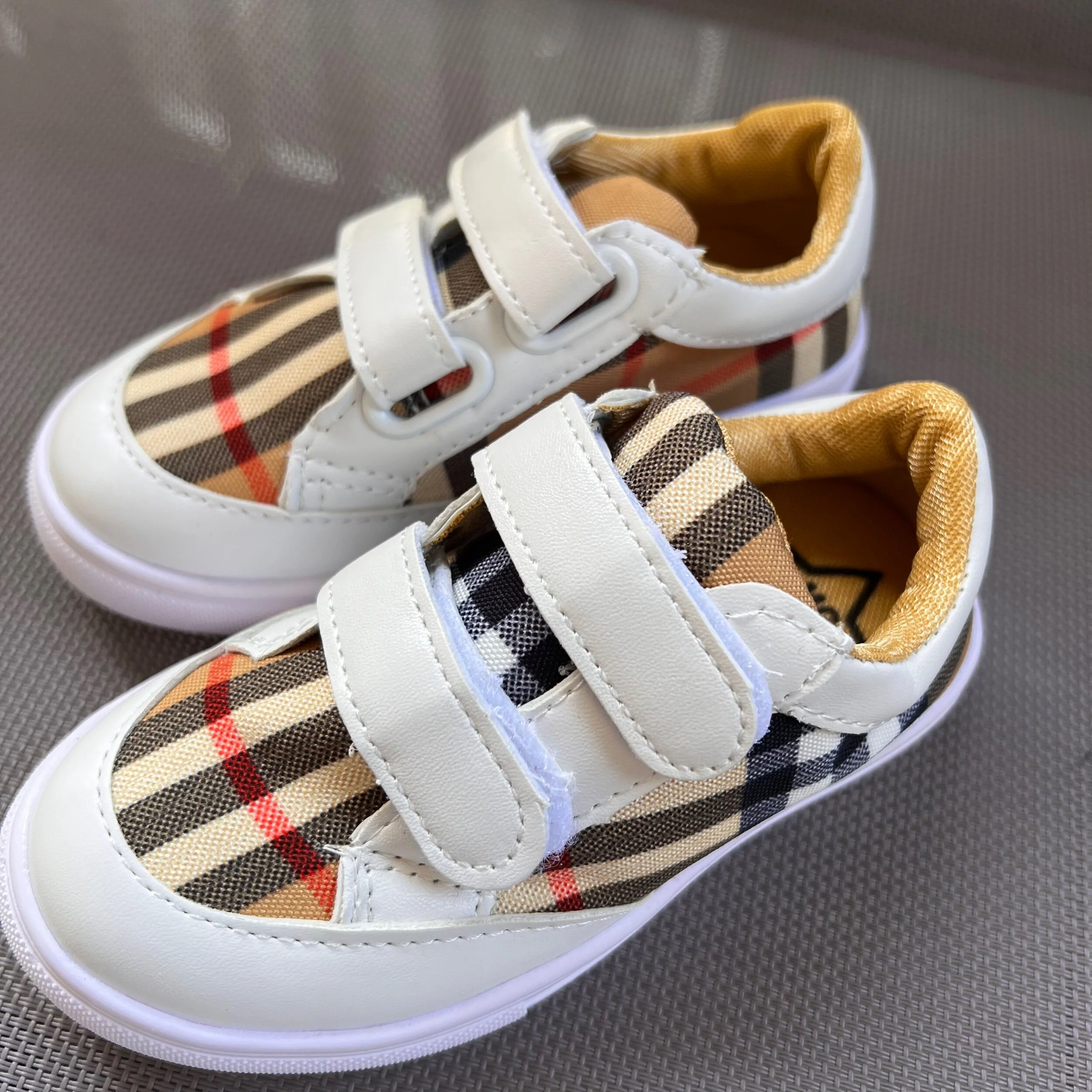 82259EF6-874C-41EB-8587-7ED24D2900C7