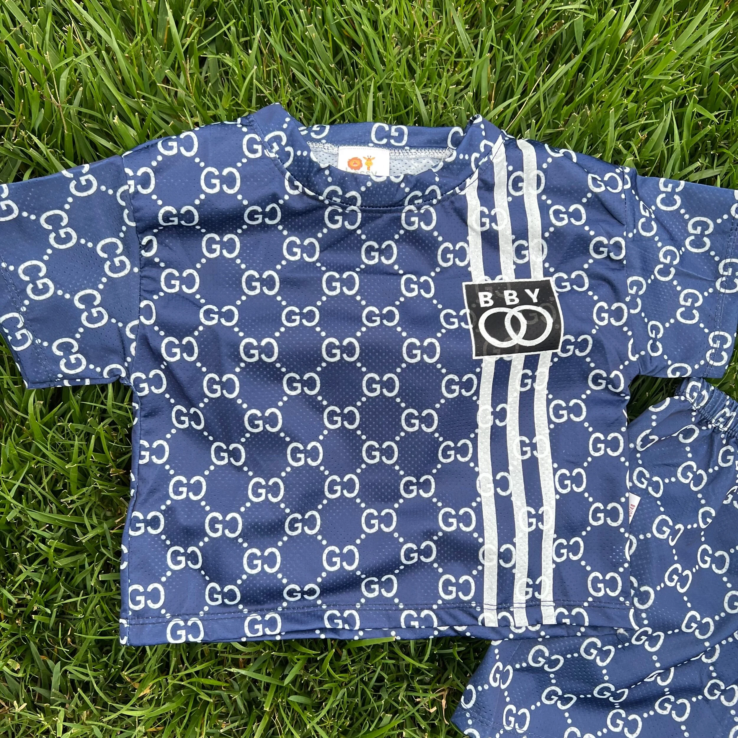 FFEC5CF9-F50F-4AD9-93AB-5798D2B34213