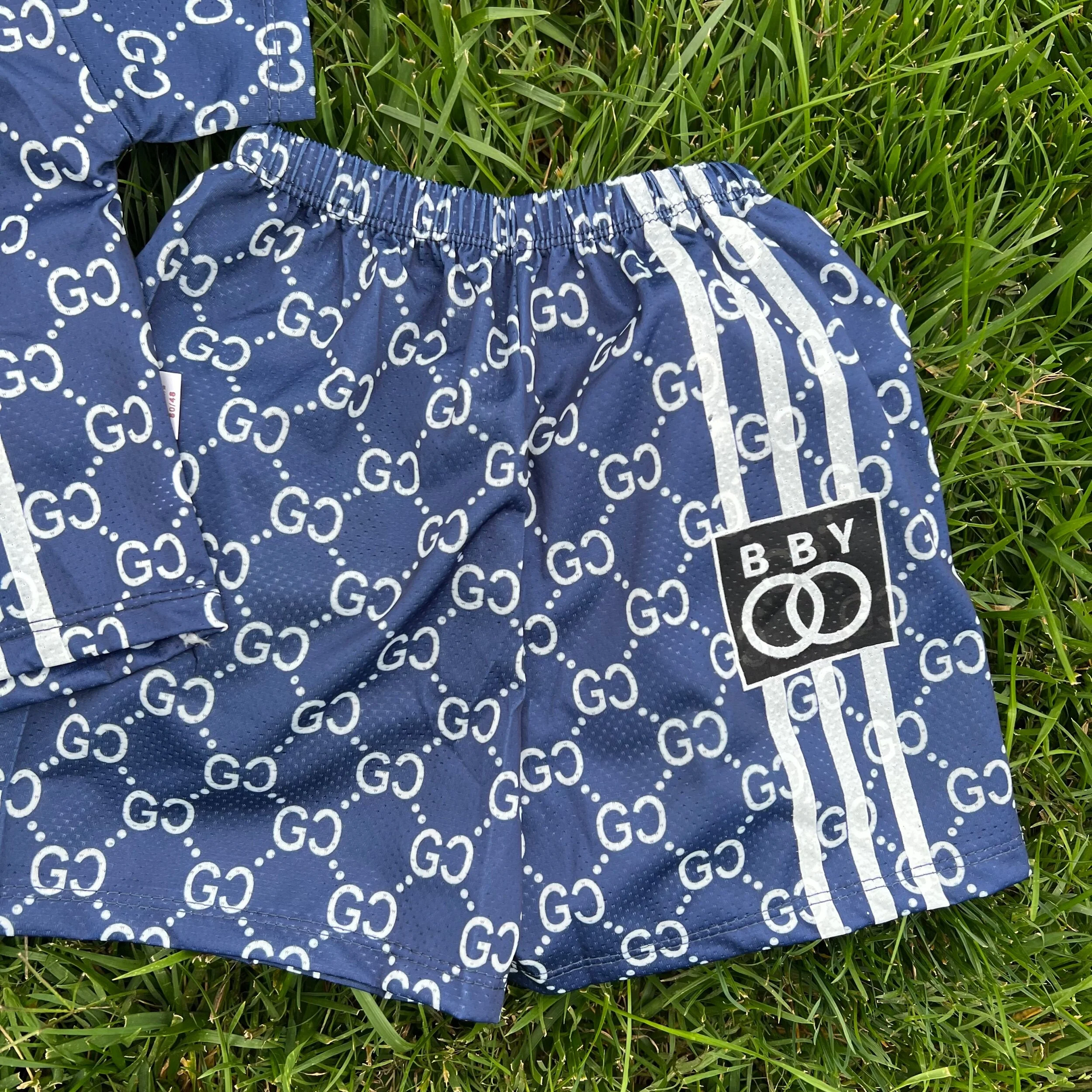 DC4DC81D-B77D-4D41-865D-3CC2D79F93EF