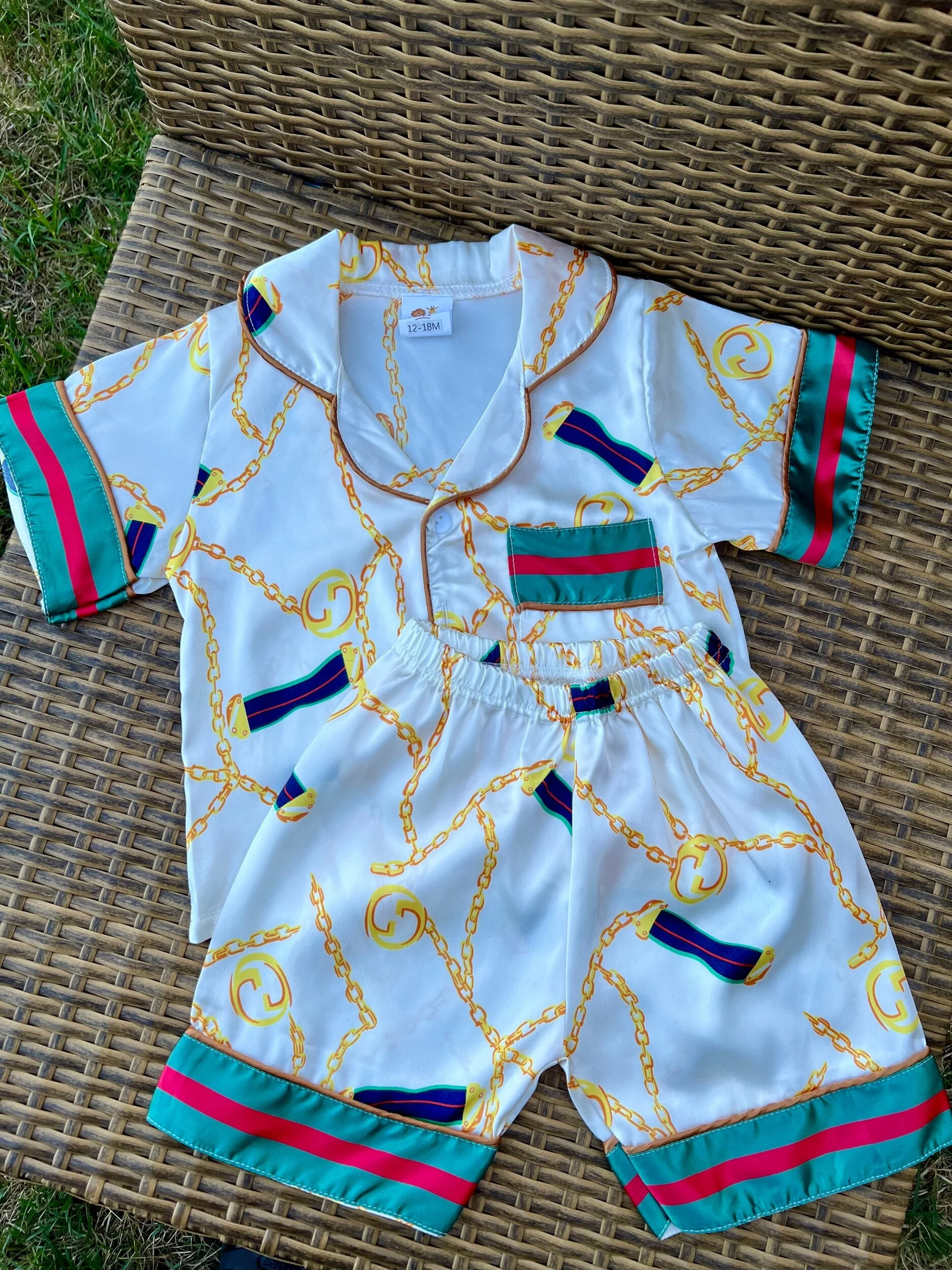 D20FB6A9-3700-4D47-89CC-5EF9EAEFA140