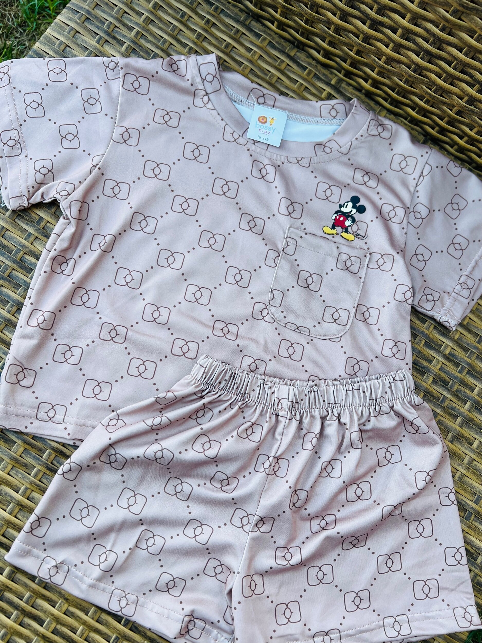 CFD68F73-EB2D-4E4F-AC53-791E59239903