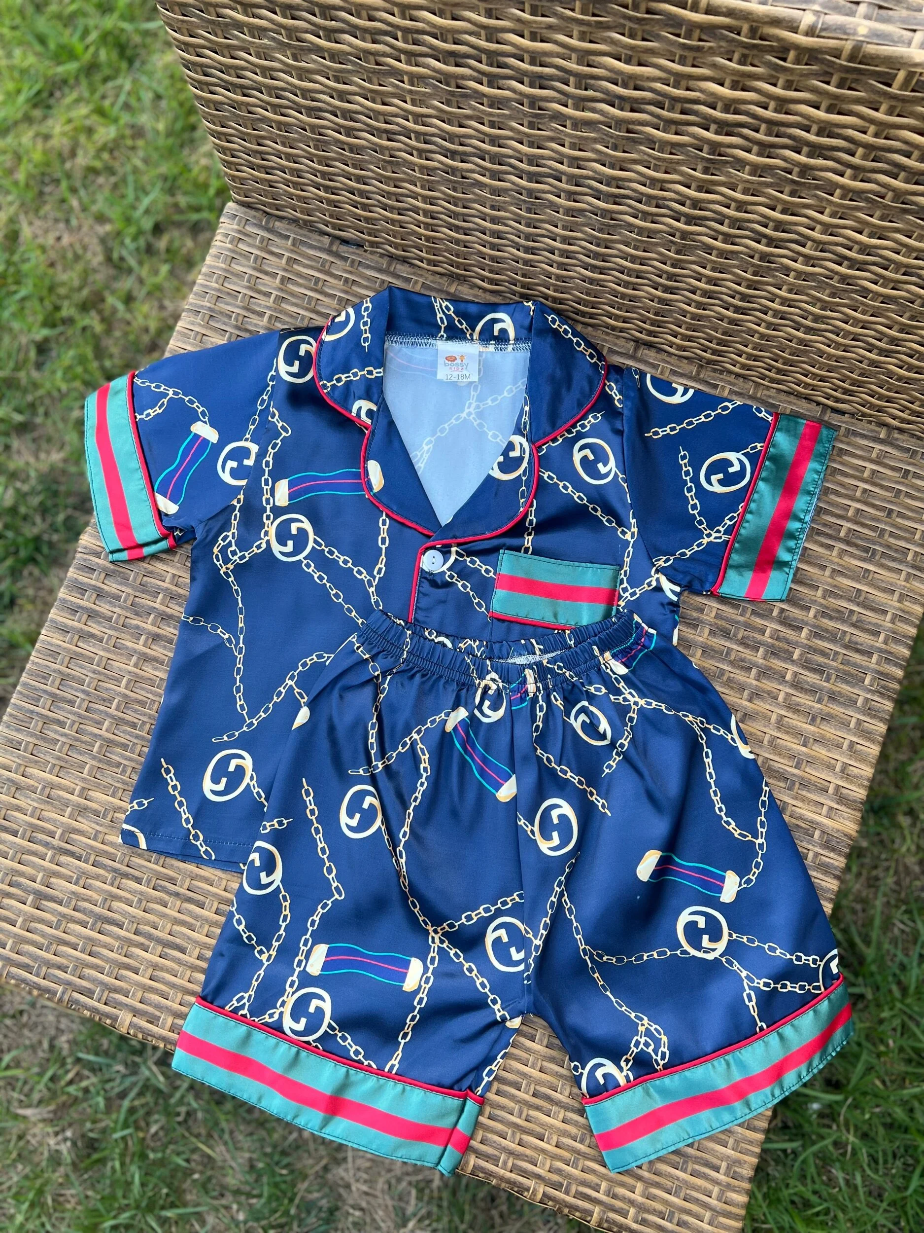 A0A4B155-BC70-44F1-B70B-F0C5EEB00571