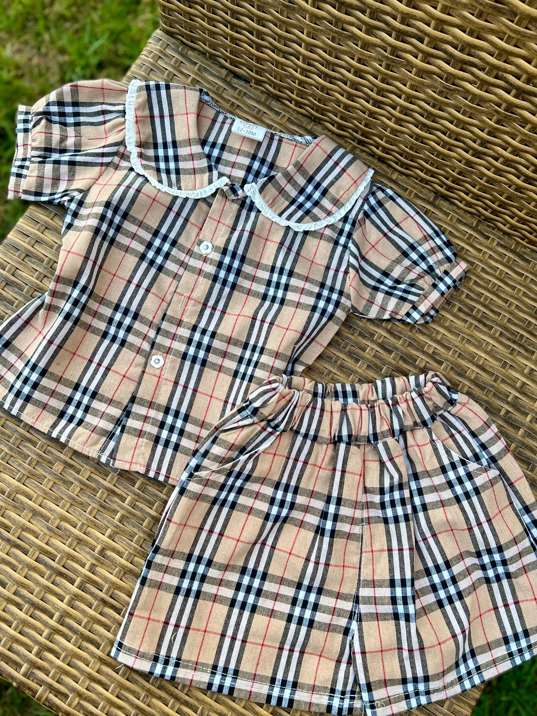 47FF6C16-B4C2-4215-B5AD-DB967F7DC8E7