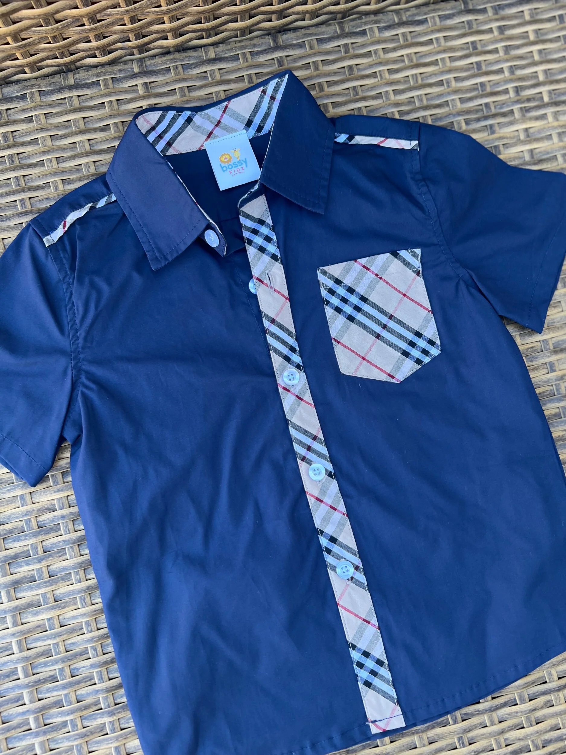 6693E714-8EC8-4E2F-BD58-40304FB1176A