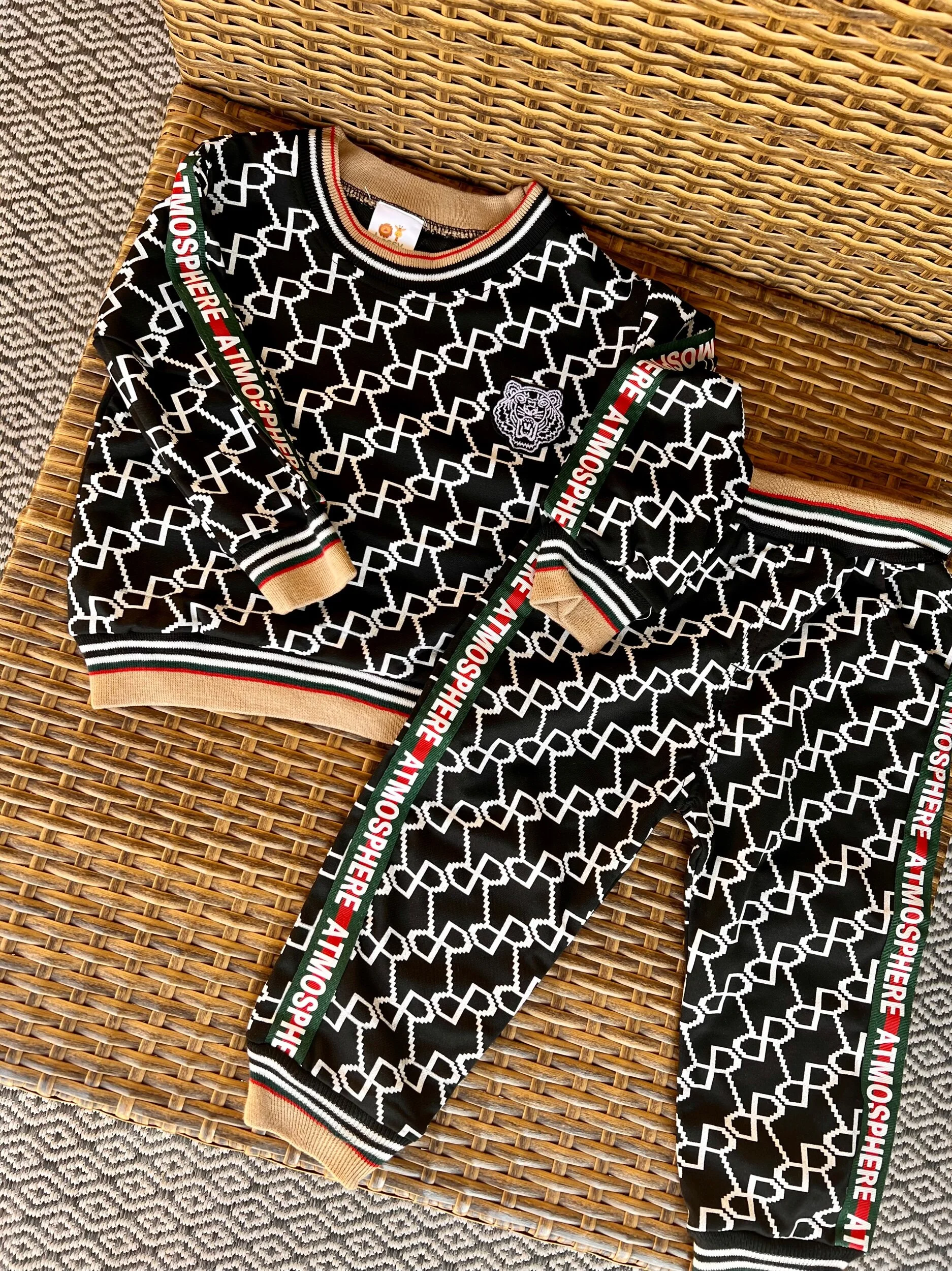 1534D1C6-DA36-412B-8FD7-A3387151E0F0