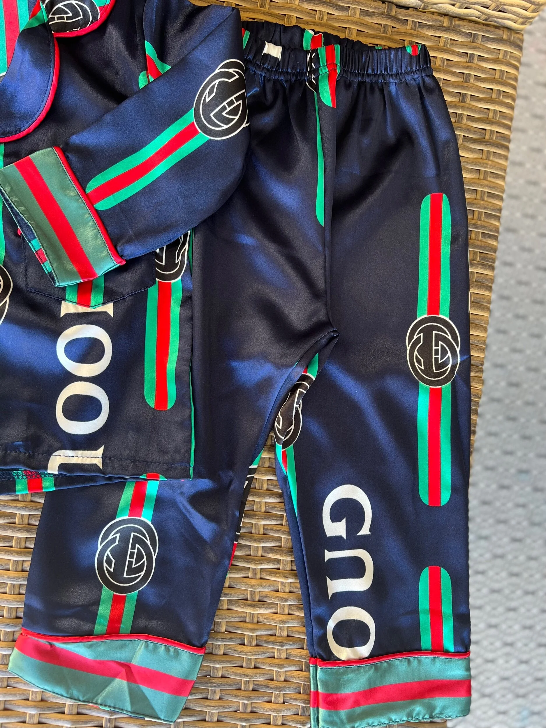 5FC3309F-9FBB-409F-8A88-10243432D921