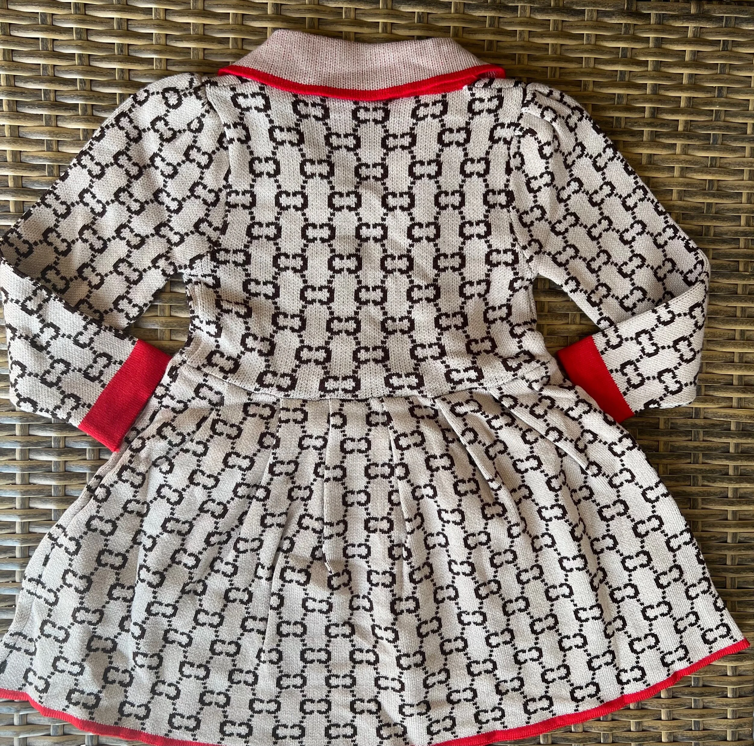 52E2DD3E-B7D1-4073-8014-00E8AA3E6DEA