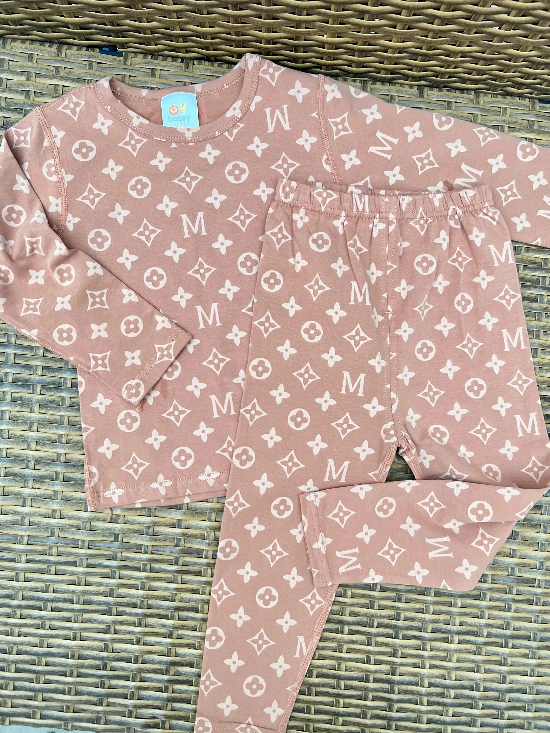 06FDAB4A-260C-441C-A277-8B9610AD215E