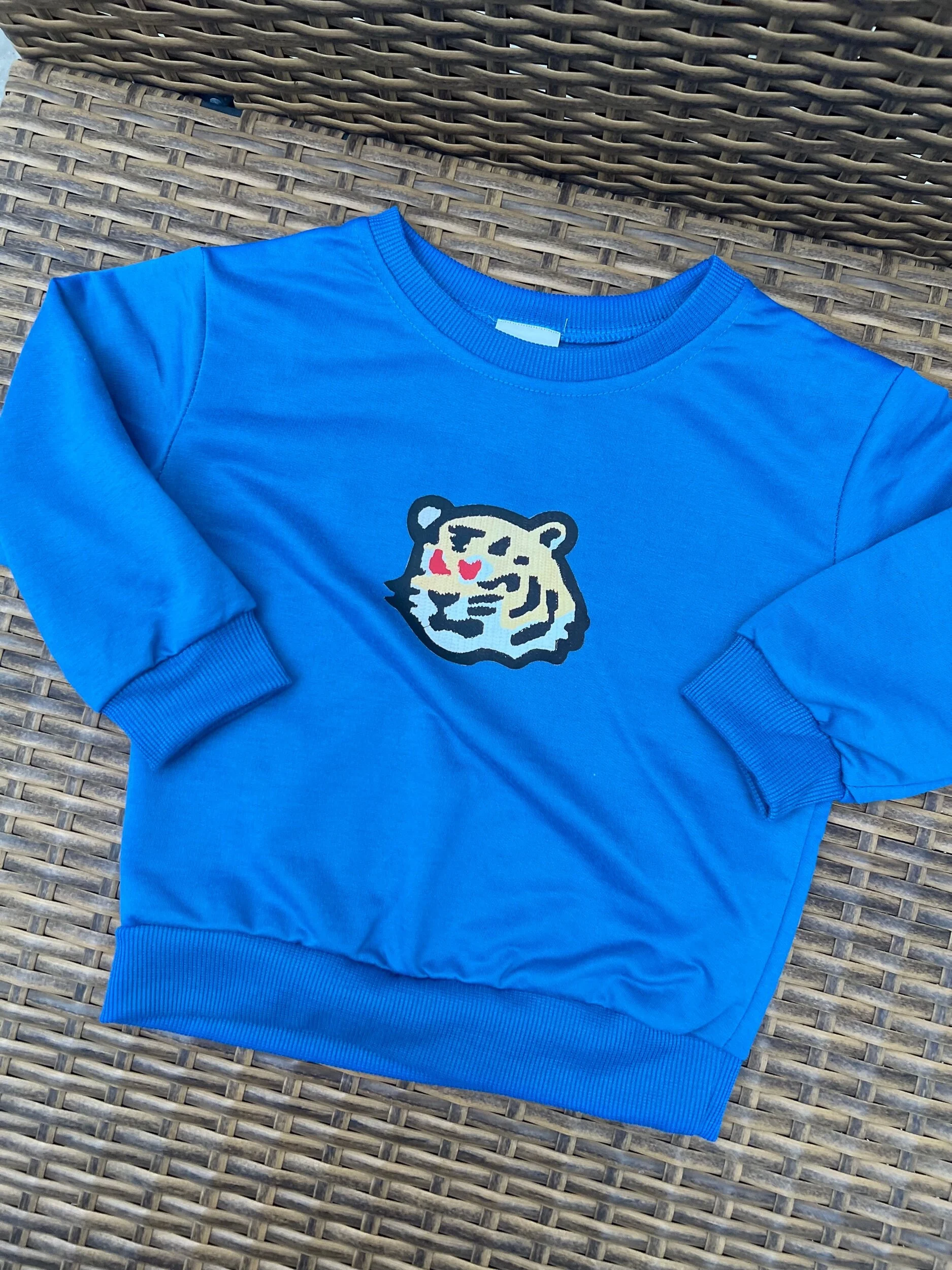 7674F585-EF8D-4110-A7D0-5F10A2A9FC44