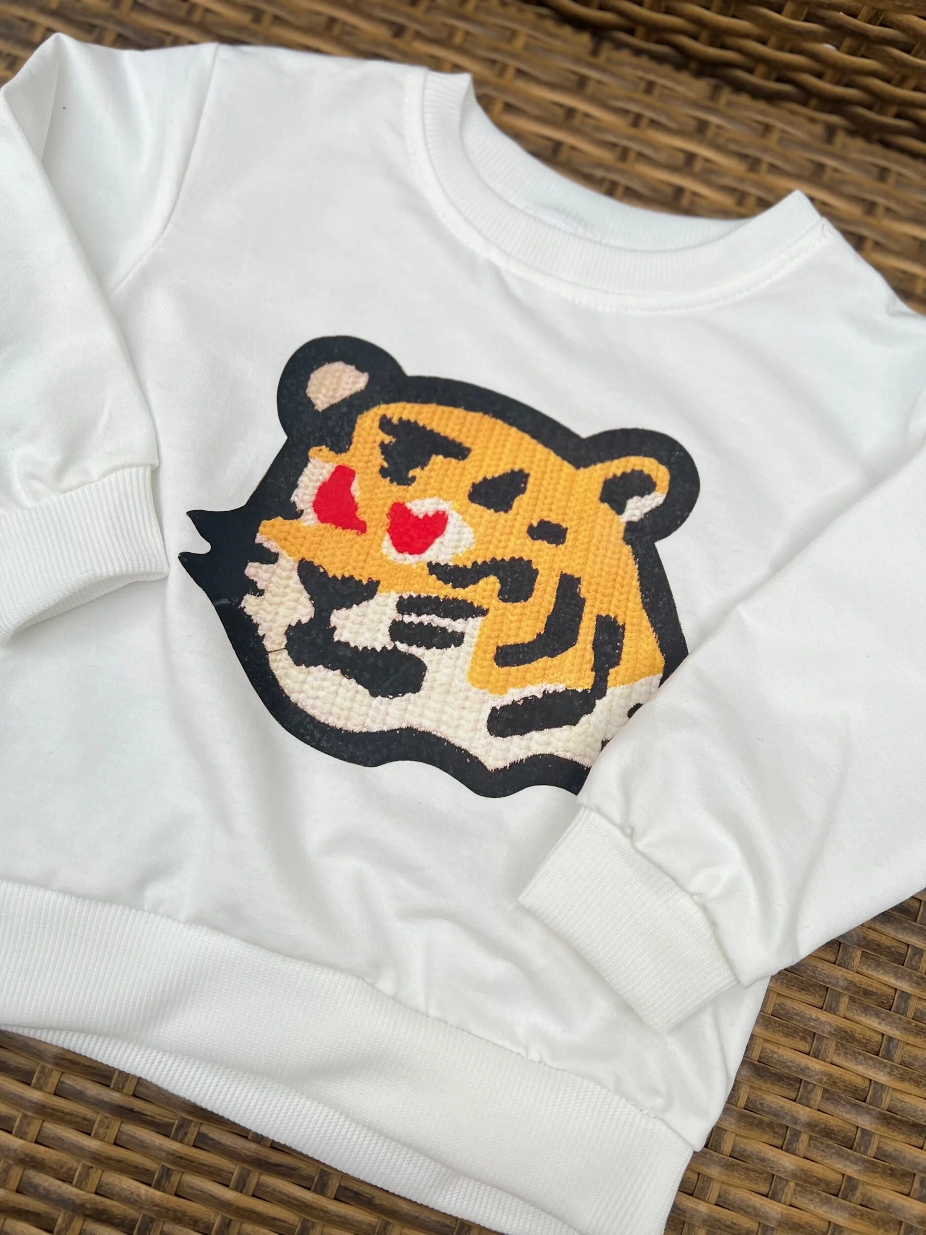 F9EE15F0-E654-47F0-ABD8-3FFBA9453C33