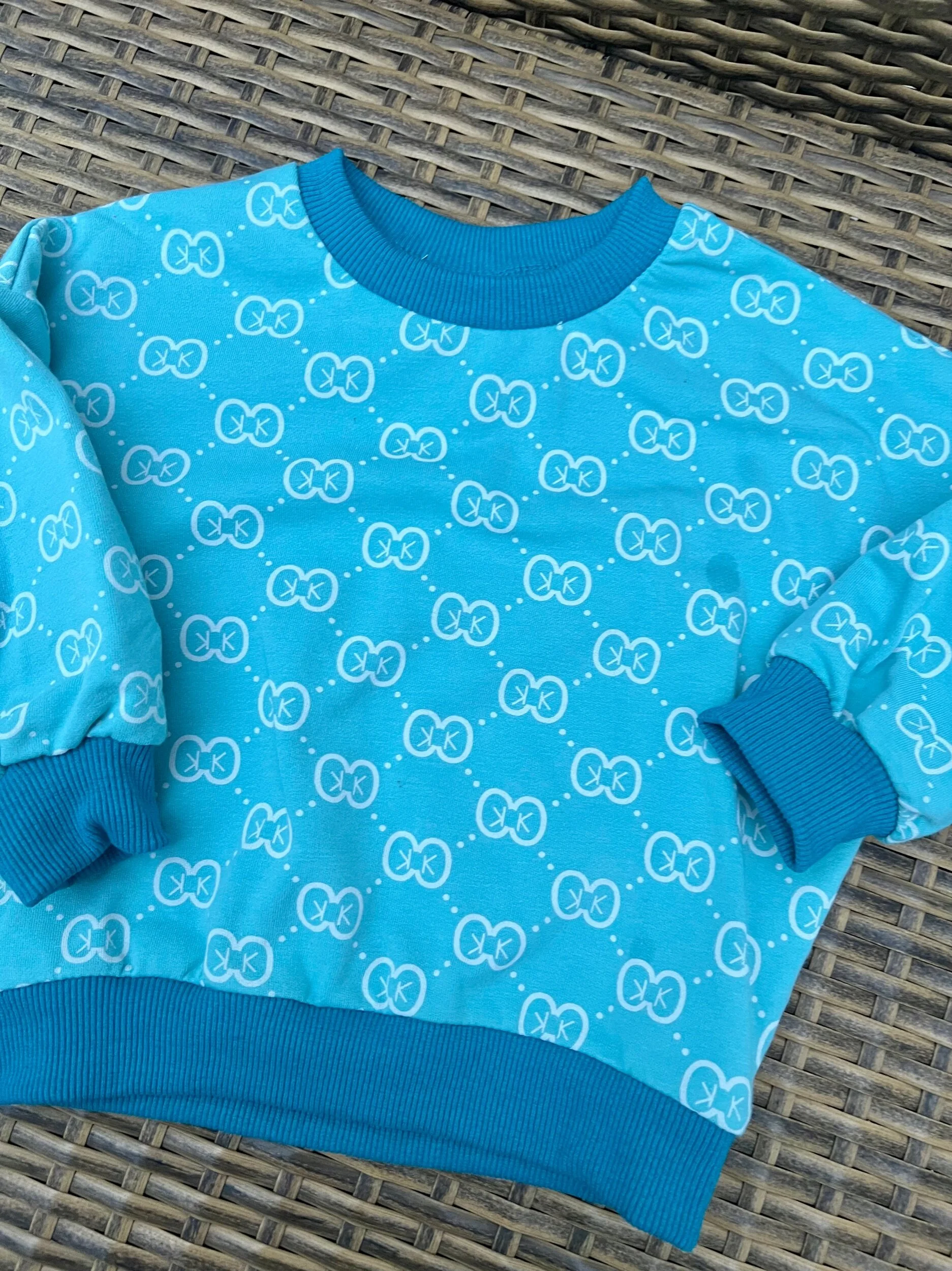 308EFA3C-6294-44FF-979D-3849B9275366