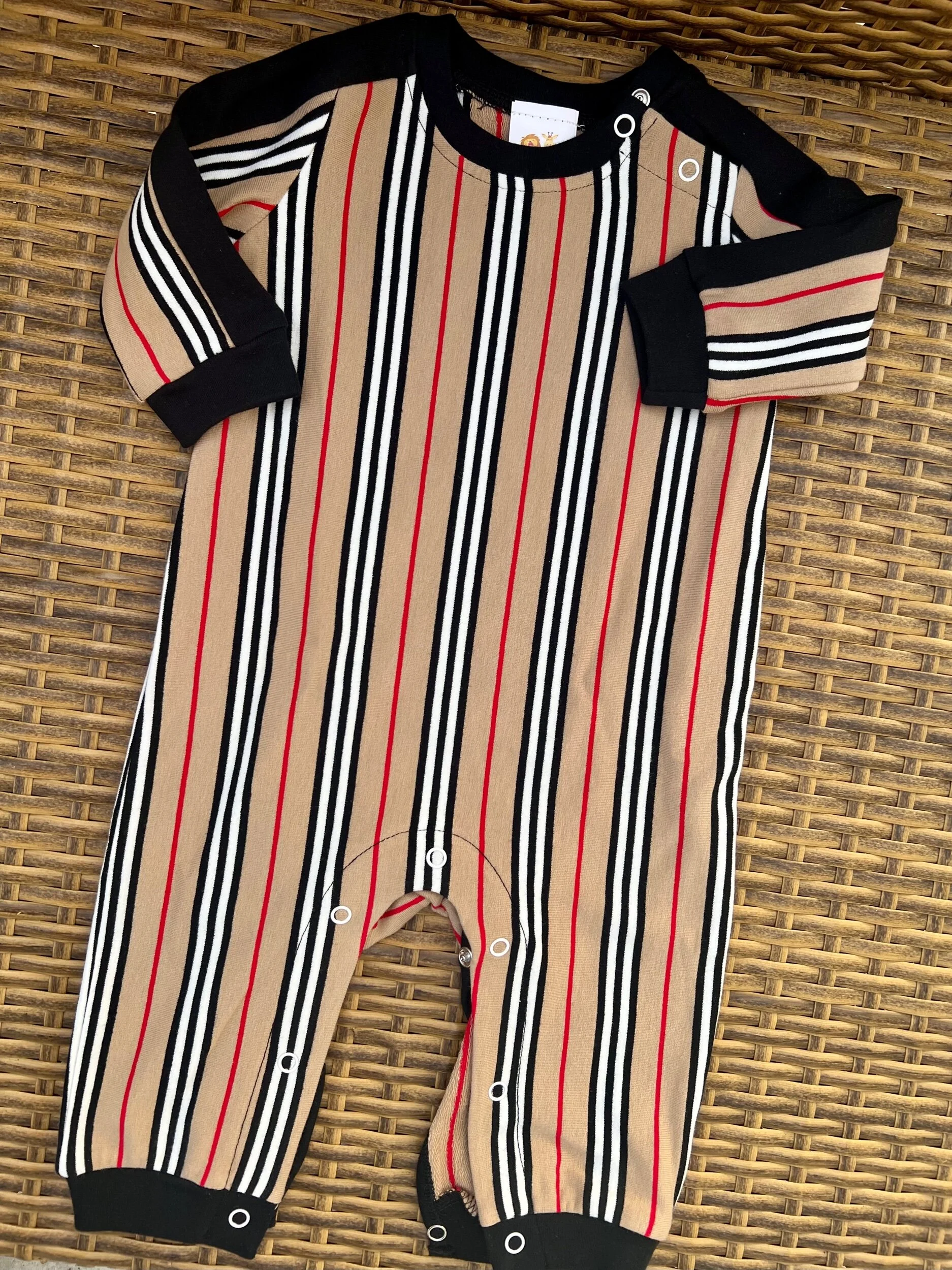 A984D349-4D41-452E-9D79-200EE491FDF3