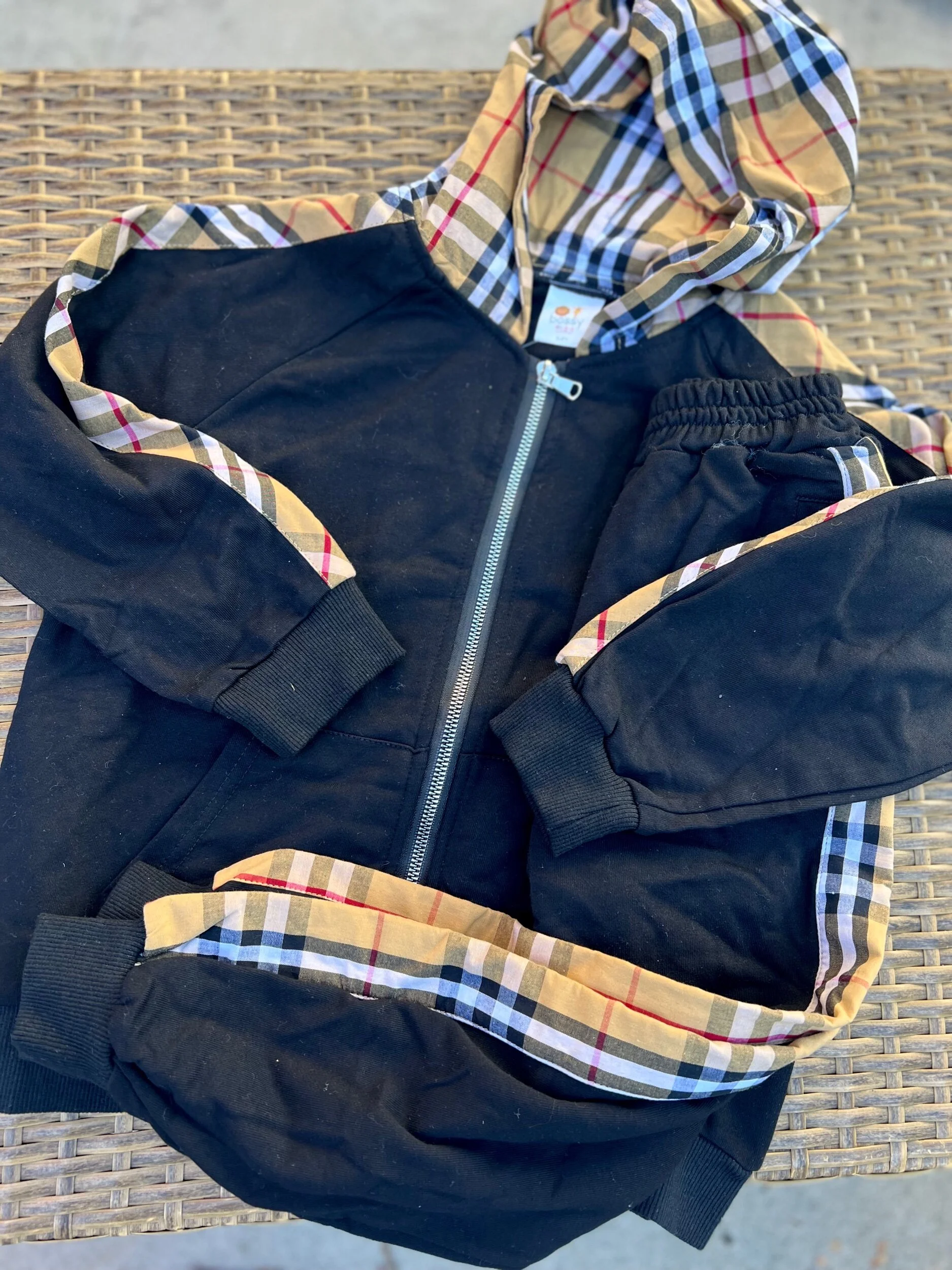 2265DA05-D275-42CD-A196-64517FB1449E