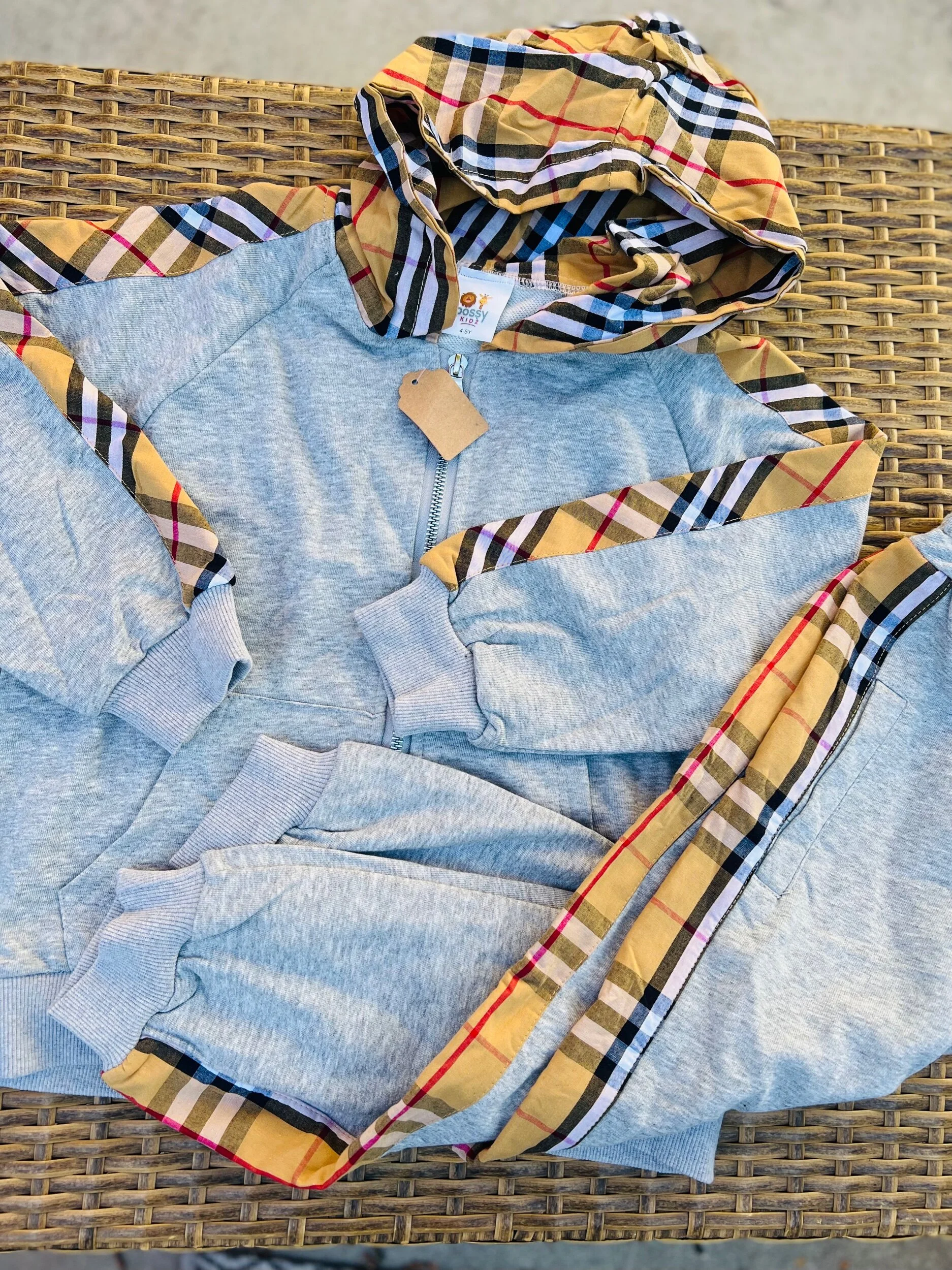 CC258052-D91F-440A-A9C6-9E0474DFD524