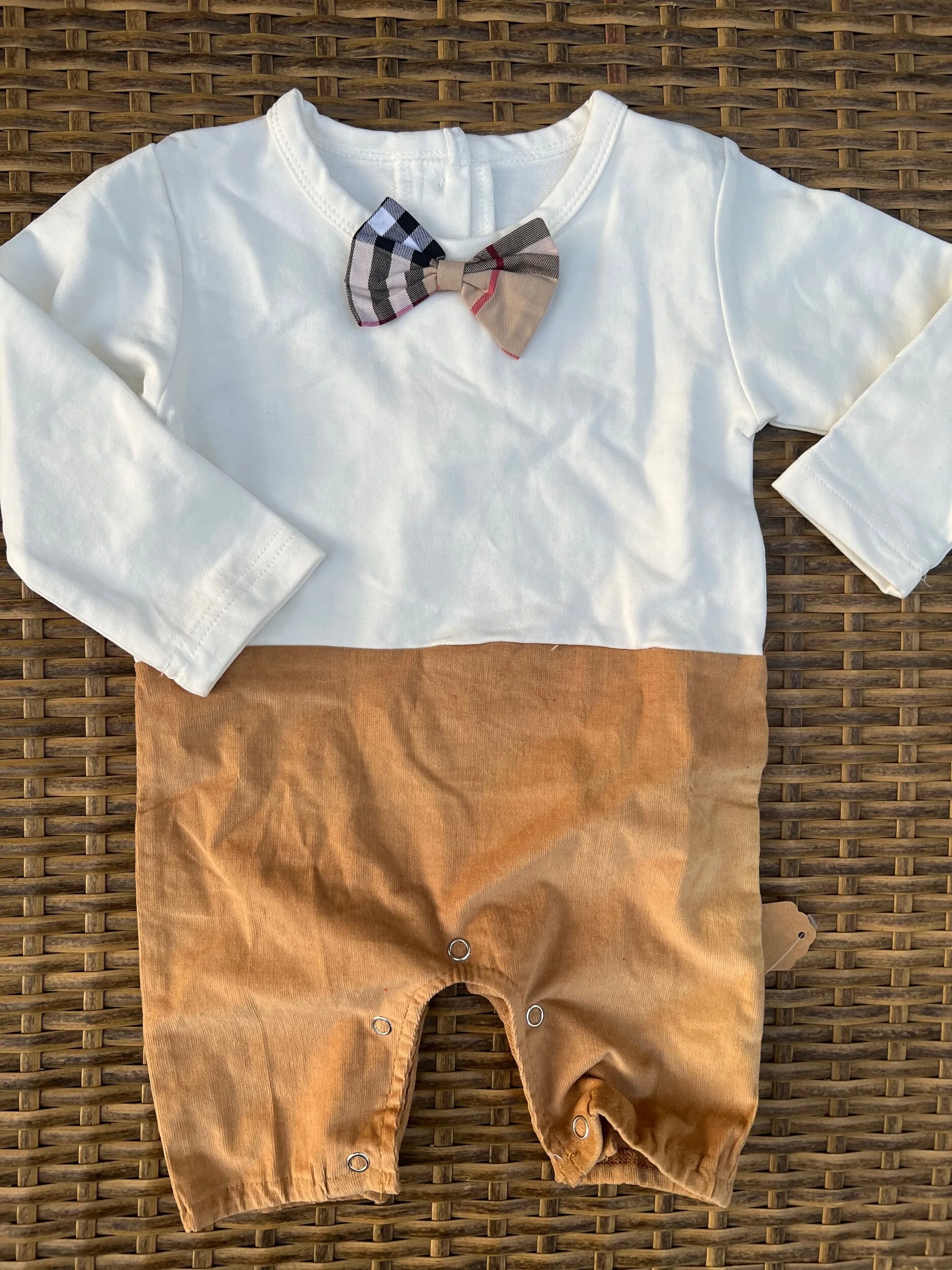 A6095EE3-08E4-40D4-A589-19A53C89F32C