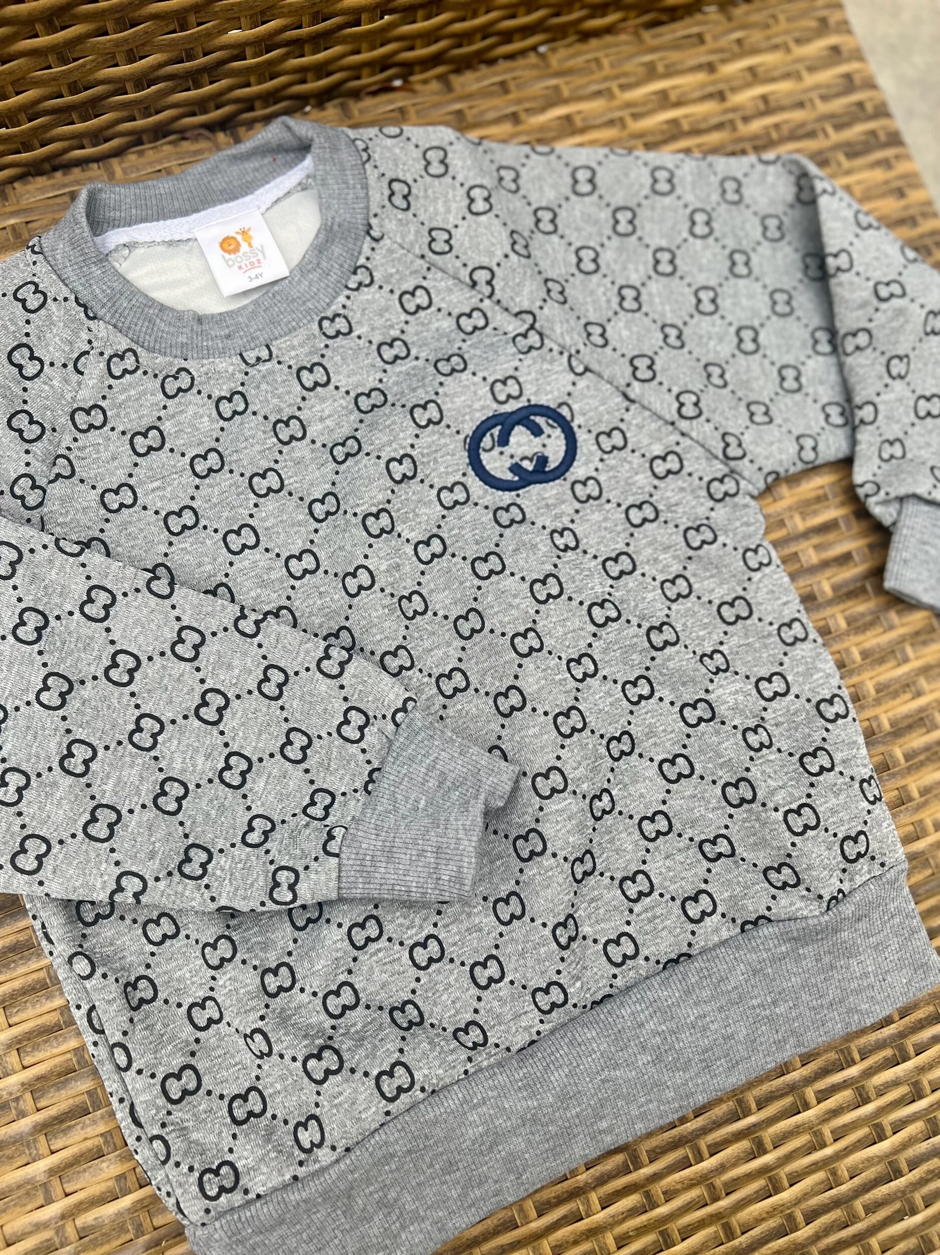 3F65324B-E3DD-4AA5-9EFE-58FD9A4BB67D