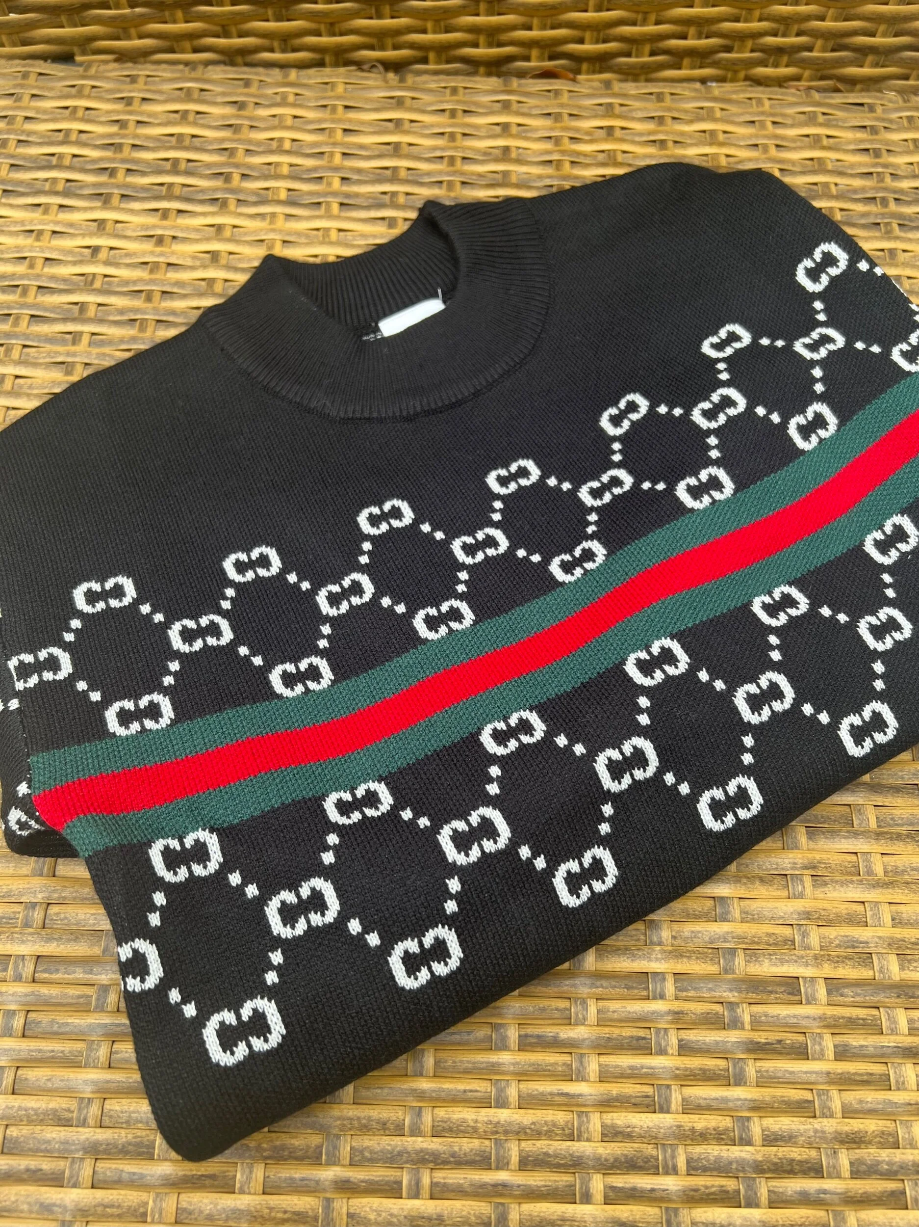 C6100C92-6204-4726-A924-854D859178A7