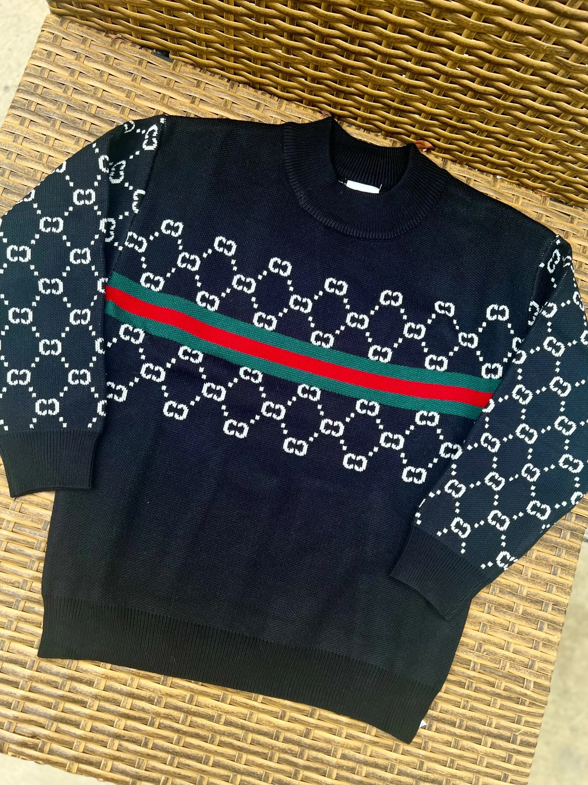 A7846CFA-37C8-405F-BEA2-DFFBCB48404B