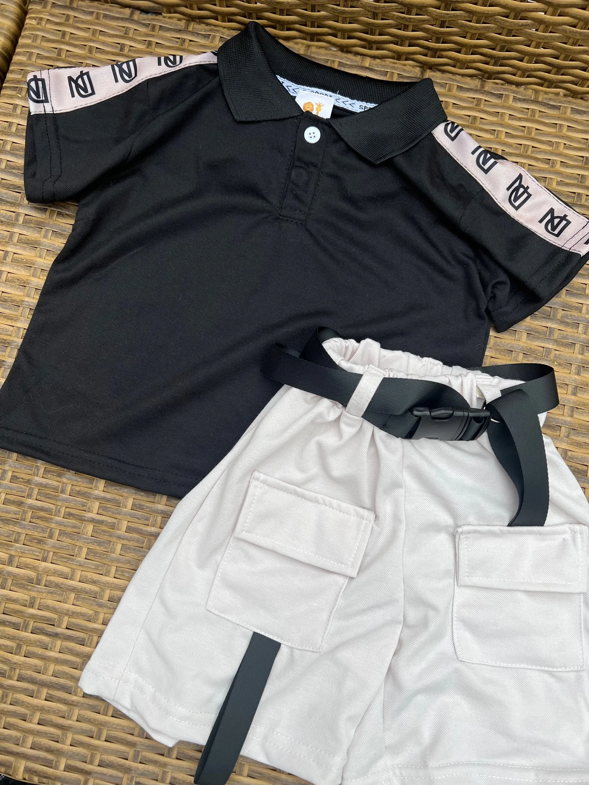 F3223DE4-31B0-4D15-905B-56FCC0A15C7A