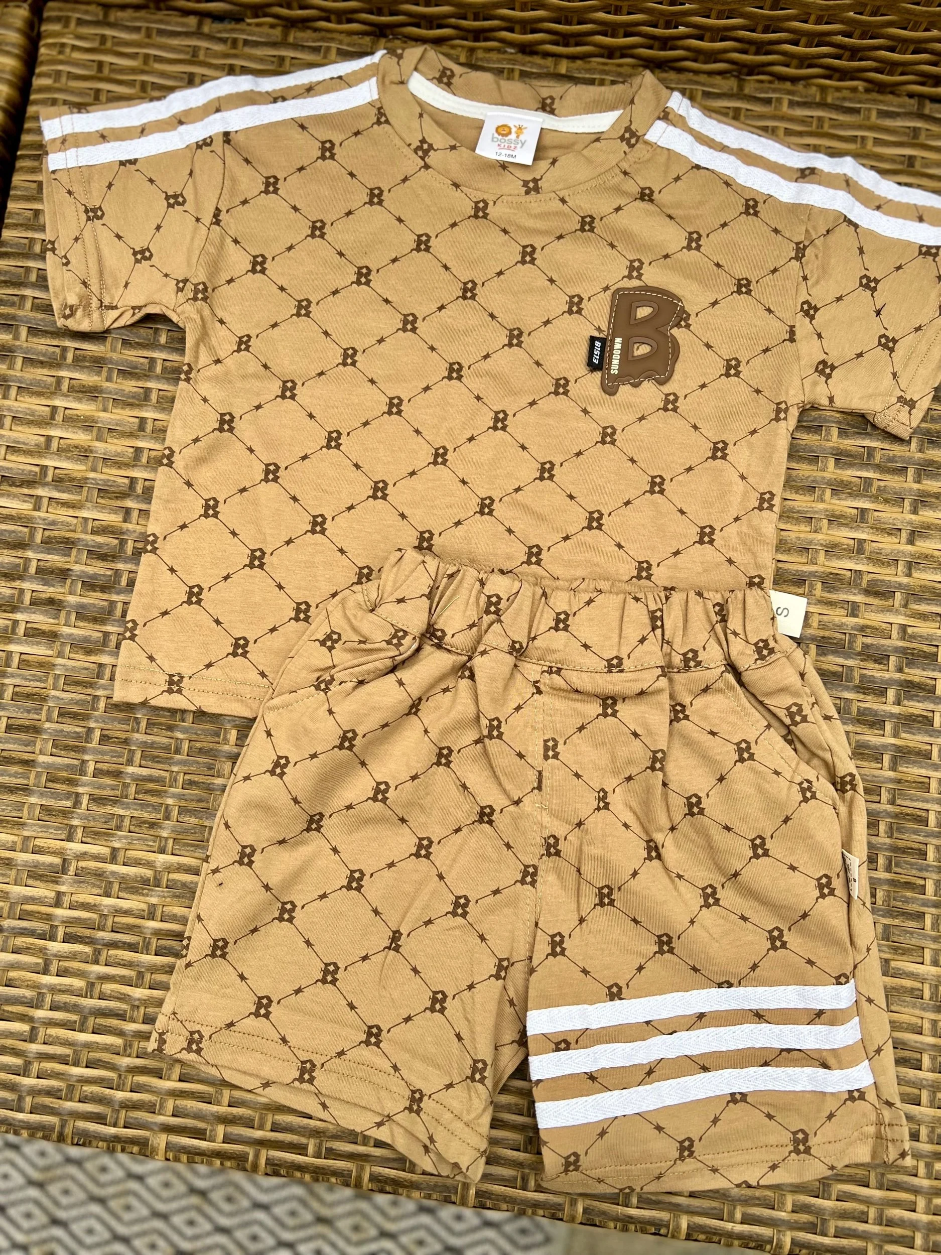 F1596433-FFFC-4BE7-95EE-FAB62DAF8105