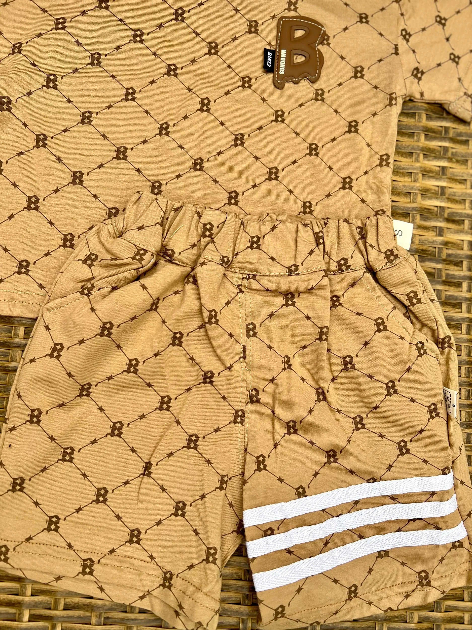 B8281349-D1BA-49E3-8590-B3C17DCF8086