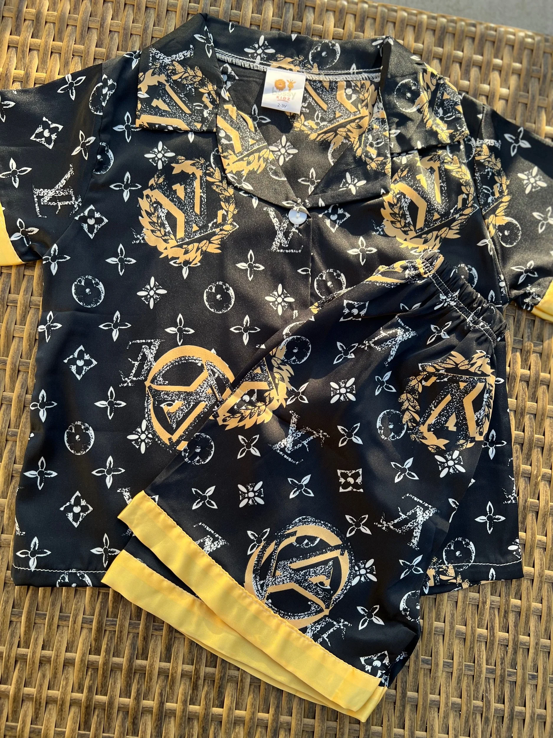 E51FF095-F4EB-4EFF-88A4-F29A40510C05