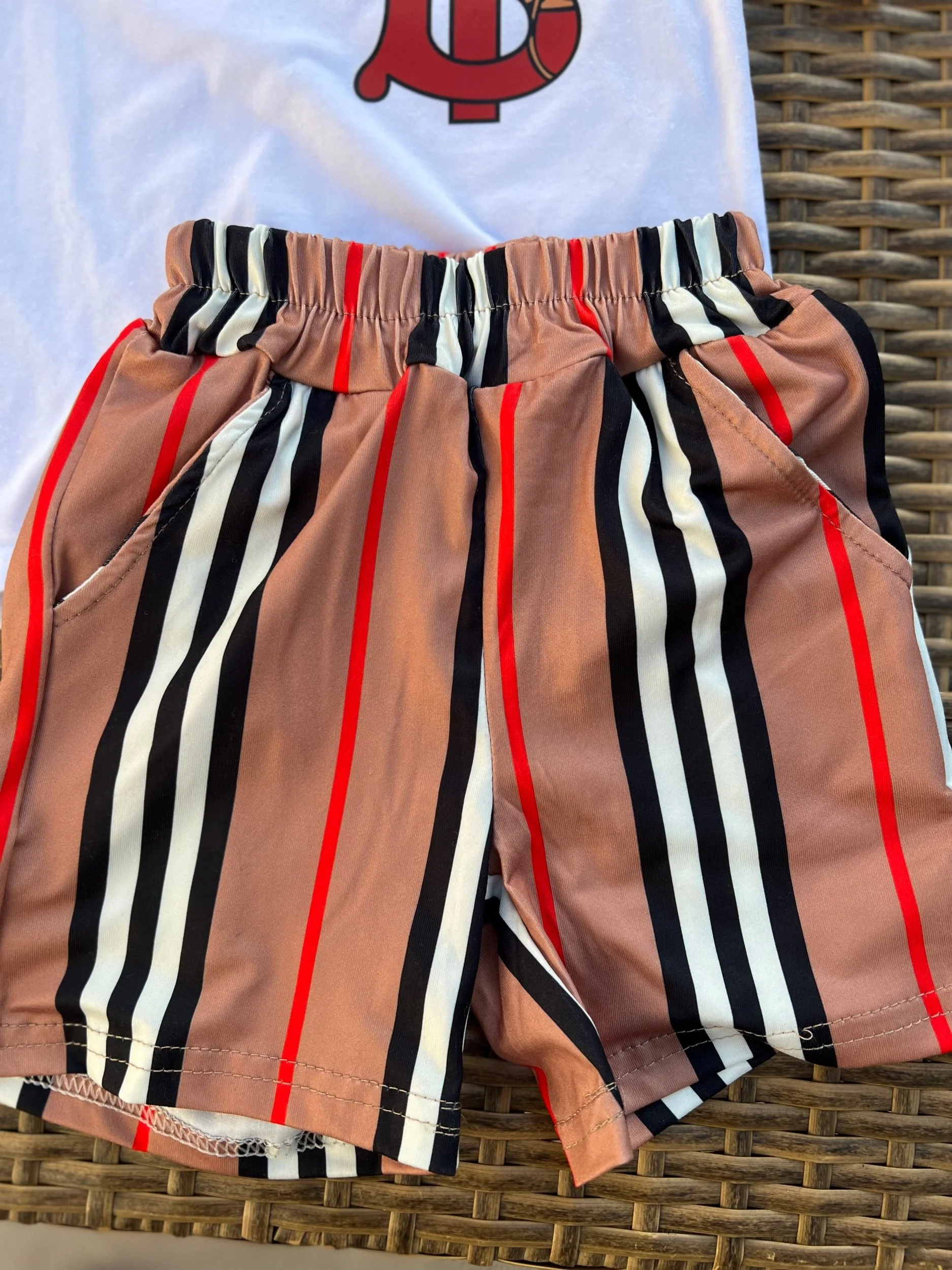 03BF65E2-1ECE-42CA-B0AB-F5D0A4214961