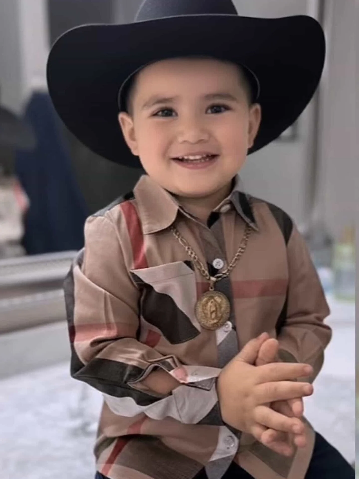 Little handsome styled in our top 😍shop online www.bossykidz.com  remember to order with enough time for the holidays #kids #kidsfashion #bossykidz #kidsootd