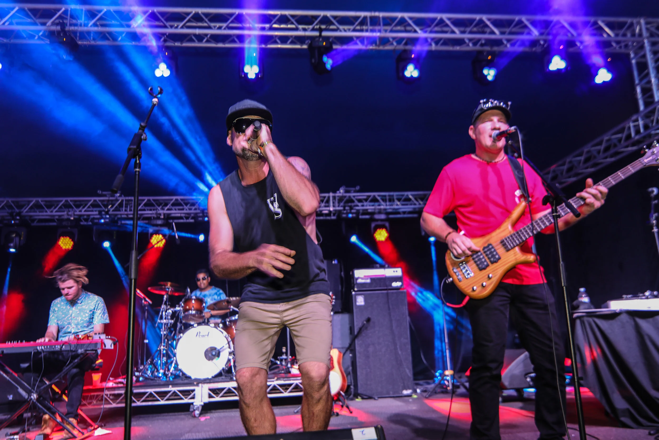 The Wayward Suns - Hi-Res Image 05.jpg