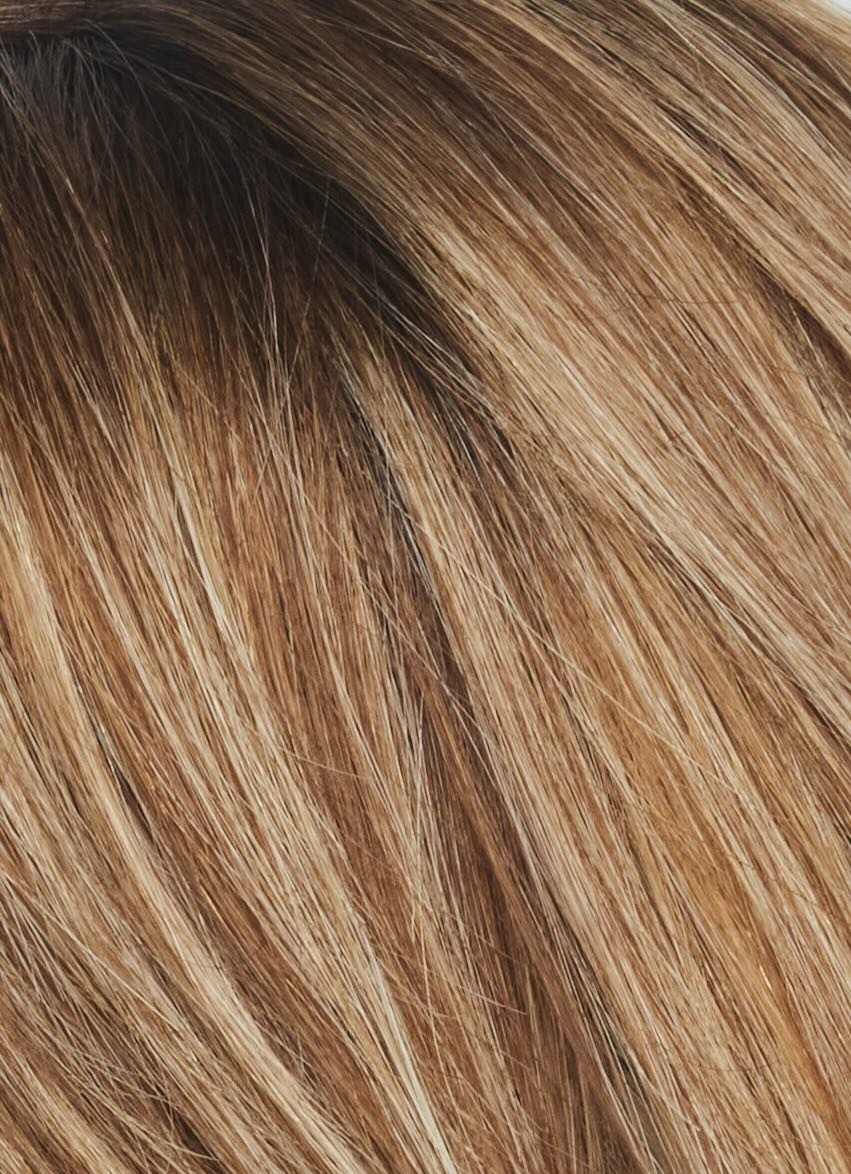 HAZELNUT-CREAM-ROOT | Warm Dark-Blonde Base with Natural Golden Highlights and Soft Brown Roots