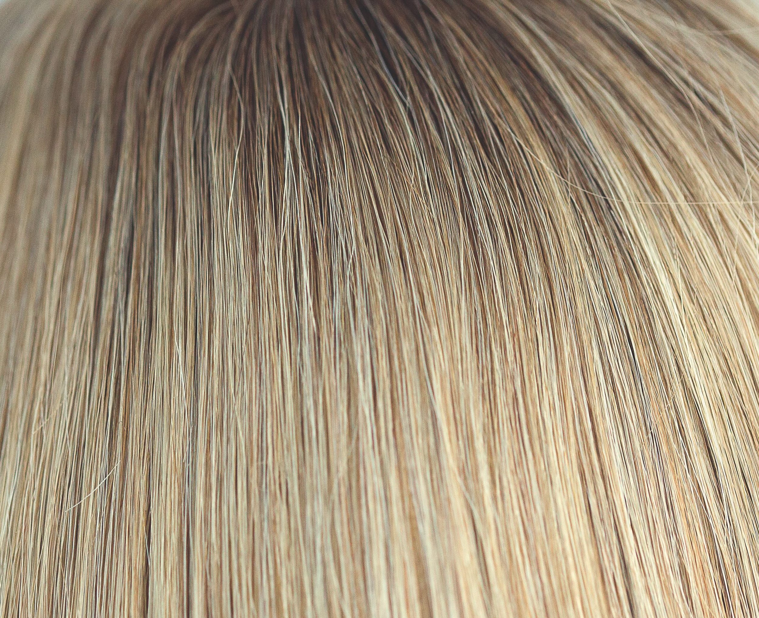 MOONLIGHT-BLONDE-R | Dark Blonde rooted with blend of Dark Ash Blonde and Light Blonde