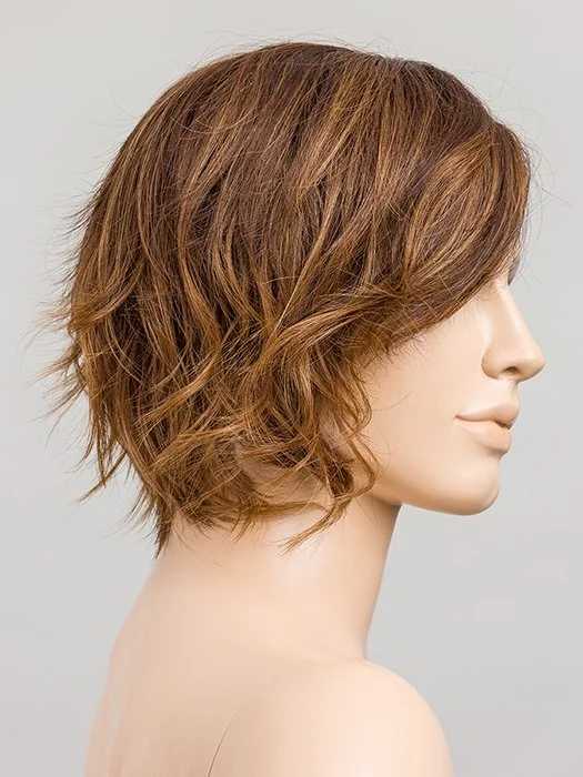 CHOCOLATE ROOTED 830.27.33 | Medium Brown, Light Auburn, Dark Strawberry Blonde, and Dark Auburn Blend with Dark Shaded Roots
