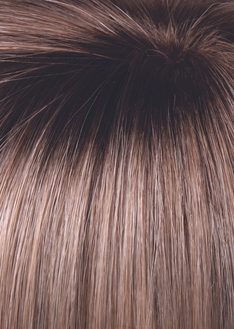 CHAMPAGNE SHADOW | Soft Dark Blonde with Platinum Highlights and Chestnut Roots