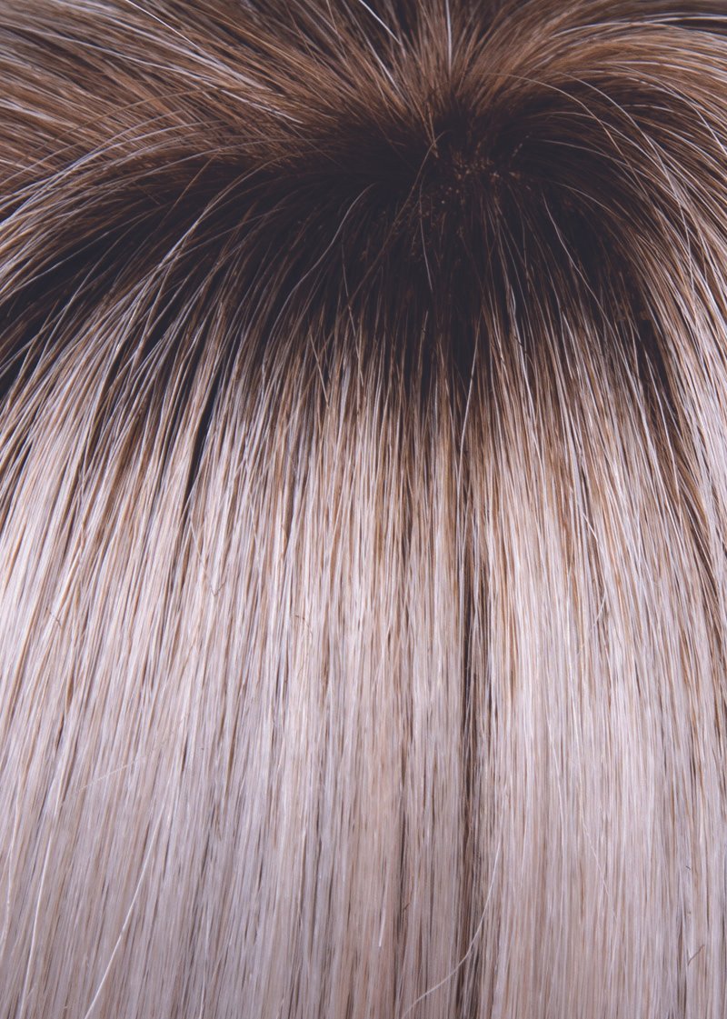 PLATINUM SHADOW | Light Blonde with Dark Roots
