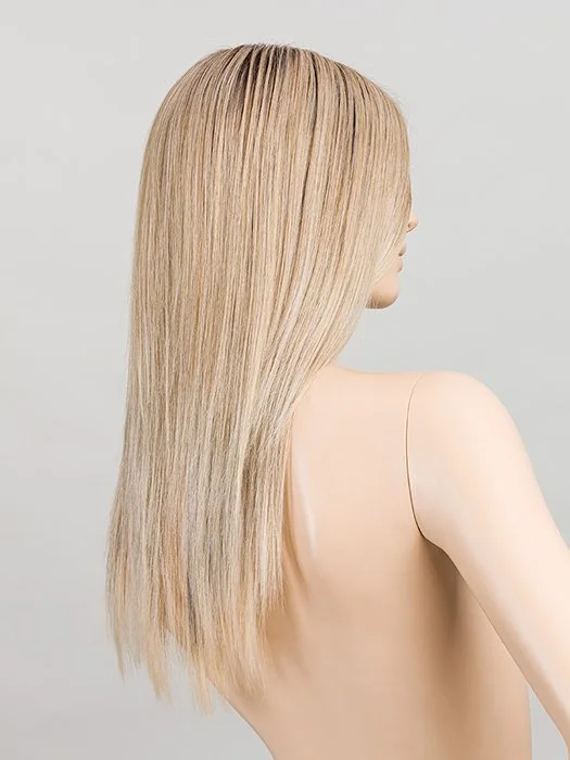 SANDY BLONDE TIPPED 24.16.22 | Lightest Ash Blonde, Medium Blonde, and Light Neutral Blonde Blend with Shaded Roots