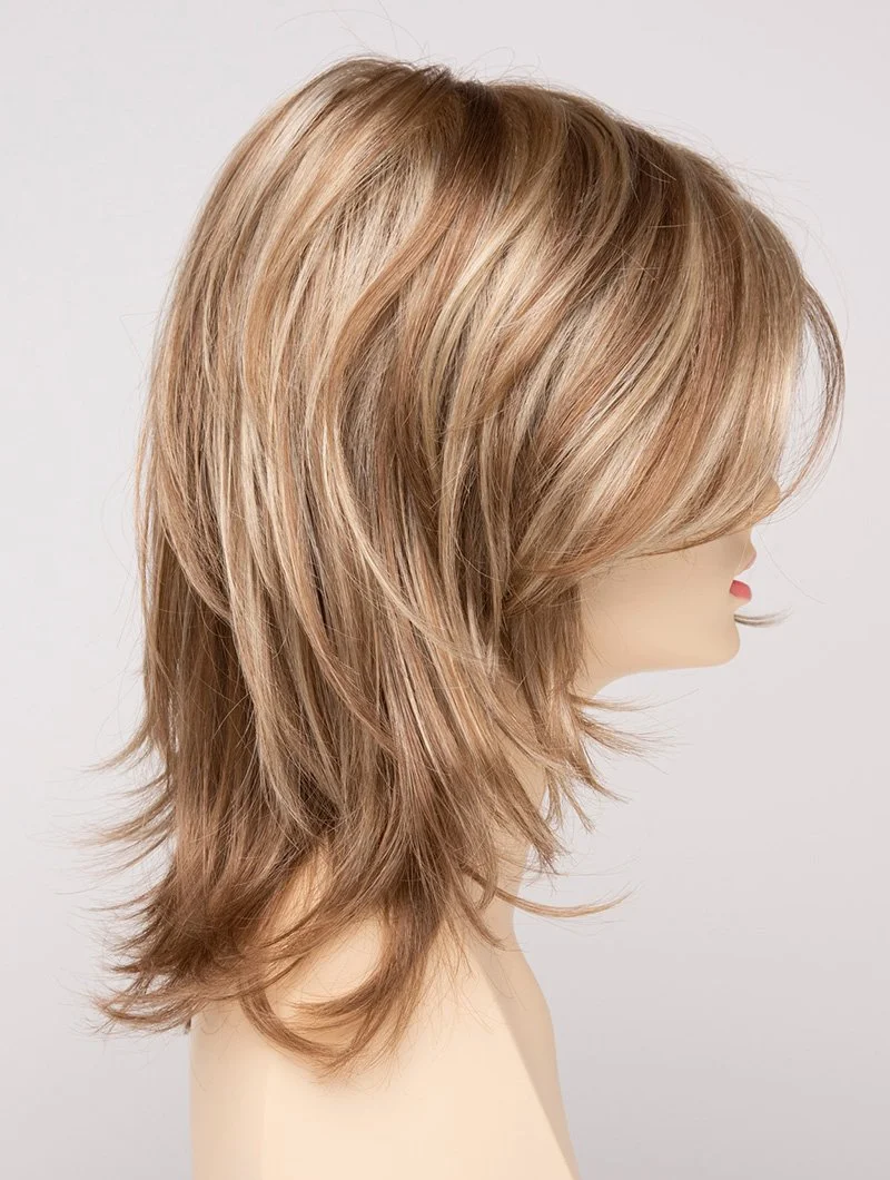 DARK BLONDE | 2 toned blend of Dark Honey Blonde with Lighter Blonde highlights