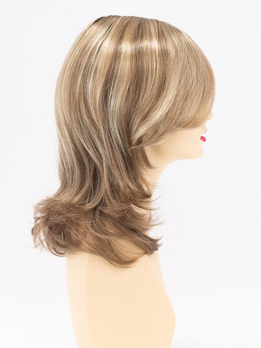 SPARKLING CHAMPAGNE | Medium Brown roots with overall Strawberry Blonde base and soft Golden Blonde highlights