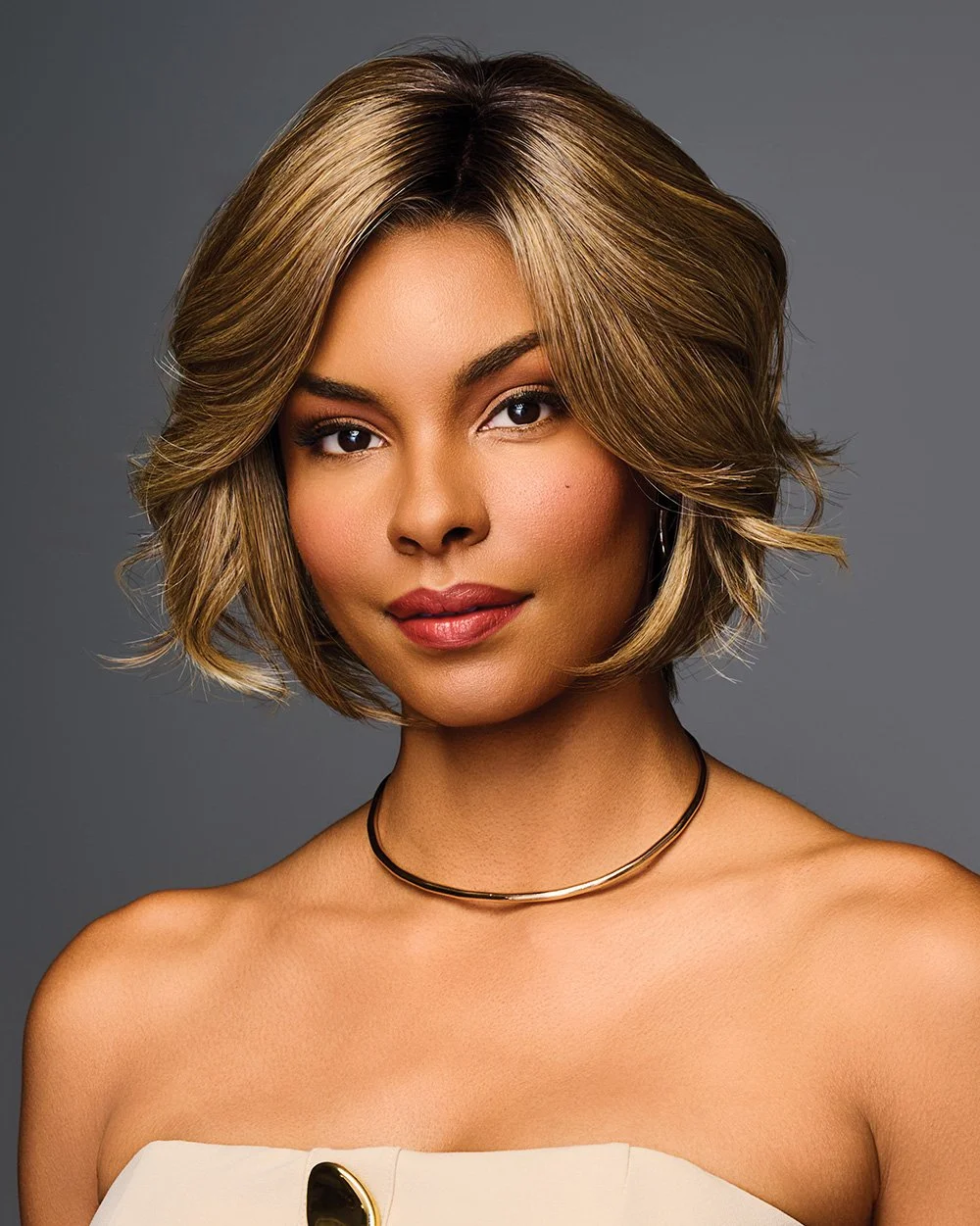 Trend Alert Luxury by Gabor | Heat-Friendly Layered Bob Wig (Temple-to-Temple Lace Front + Hand-Tied Top)