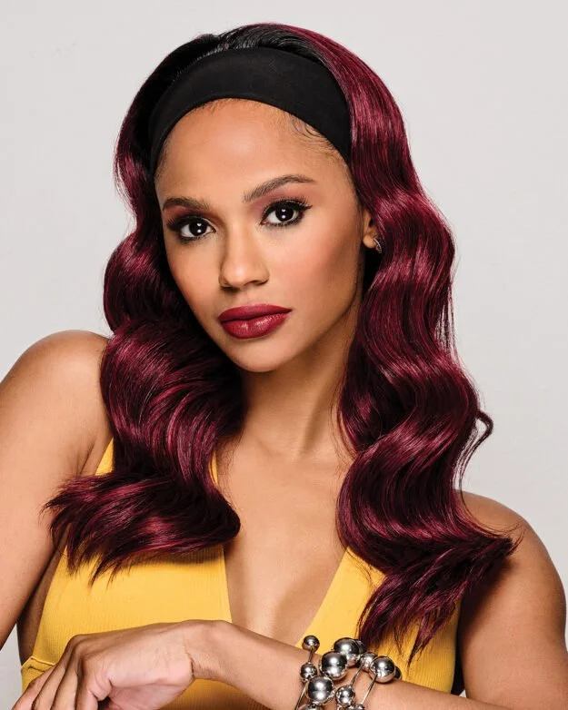 KK-20in-Wavy-Waves-Headband-Wig-Model-Front-2-625x782.jpg