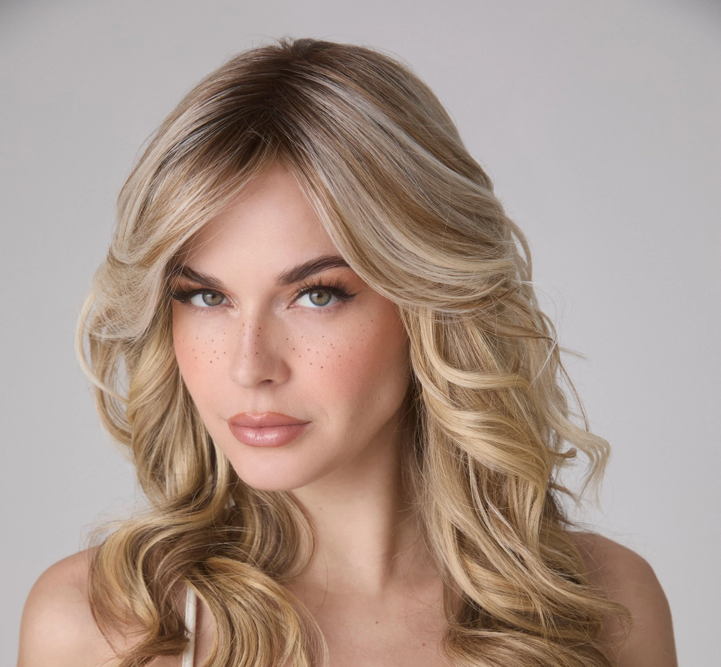 Medium Wavy Topper-Sea Salt Blond-R.jpg