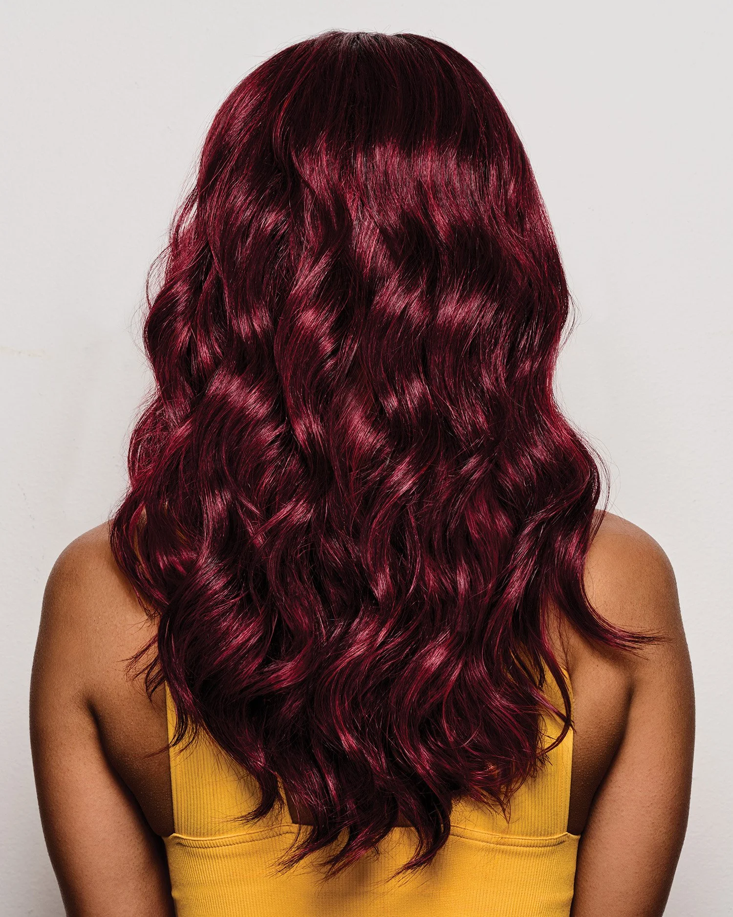 KK-20in-Wavy-Waves-Headband-Wig-Model-Side-2.jpg