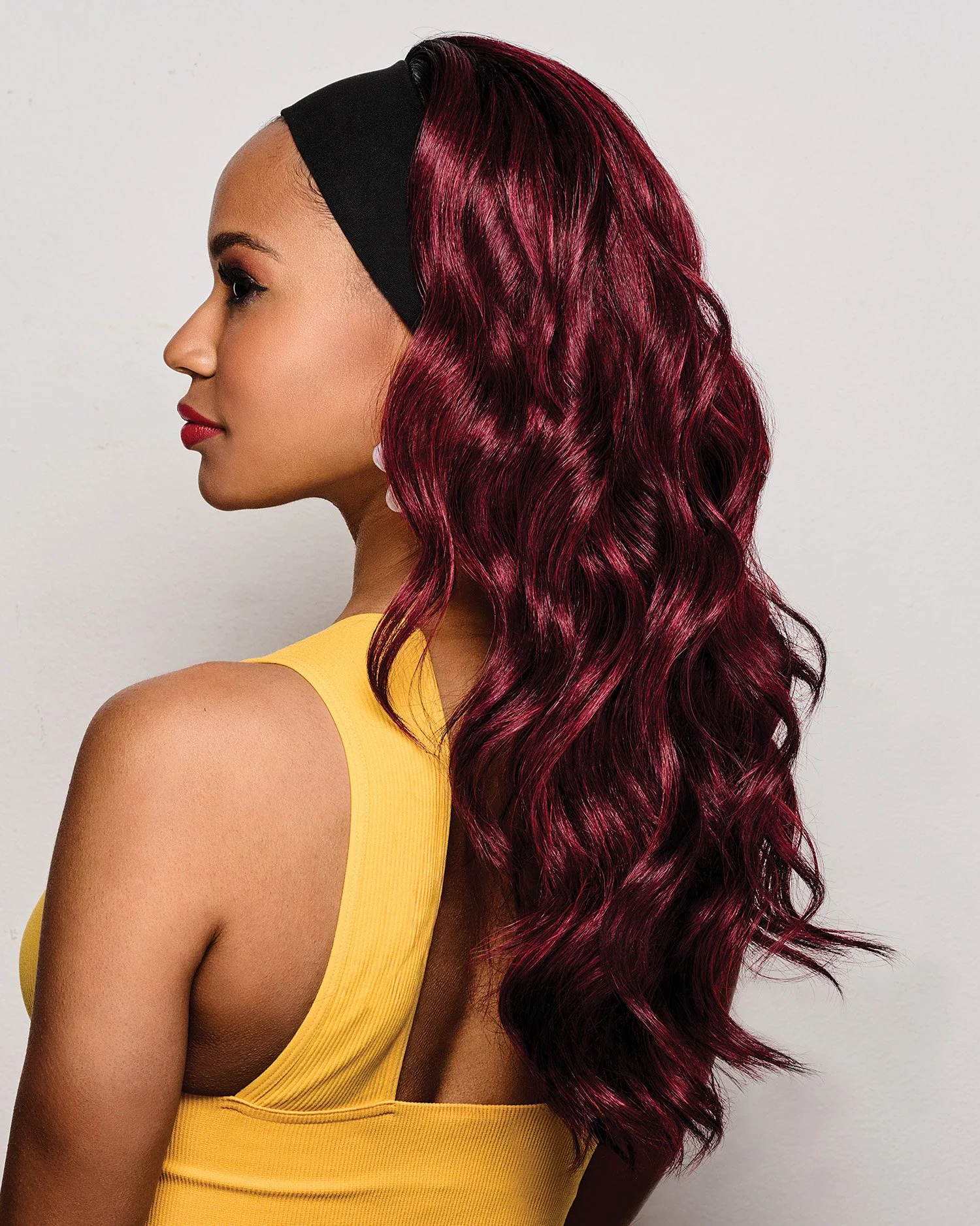 KK-20in-Wavy-Waves-Headband-Wig-Model-Side-3.jpg