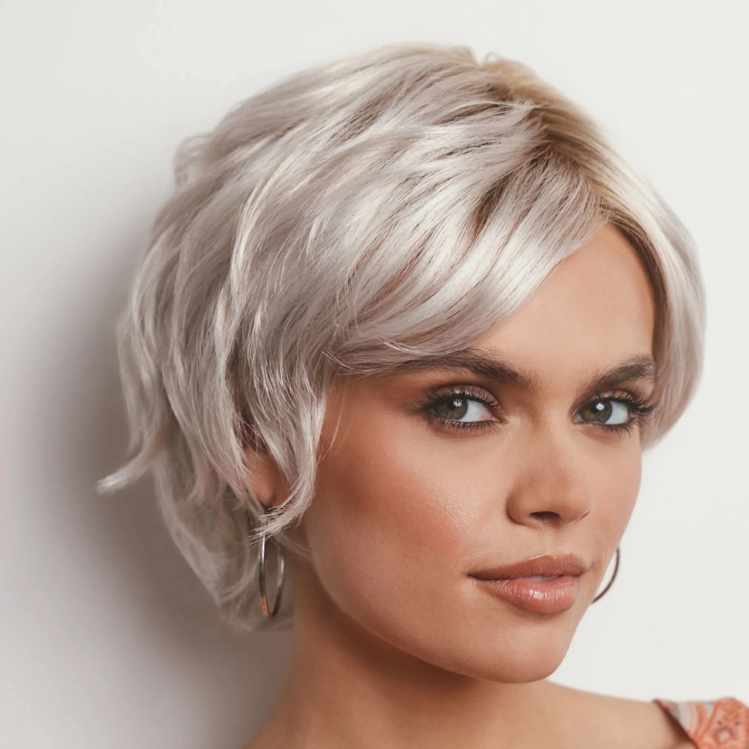 Asha-Ghost+Blonde-R-%285+of+6%29.jpg