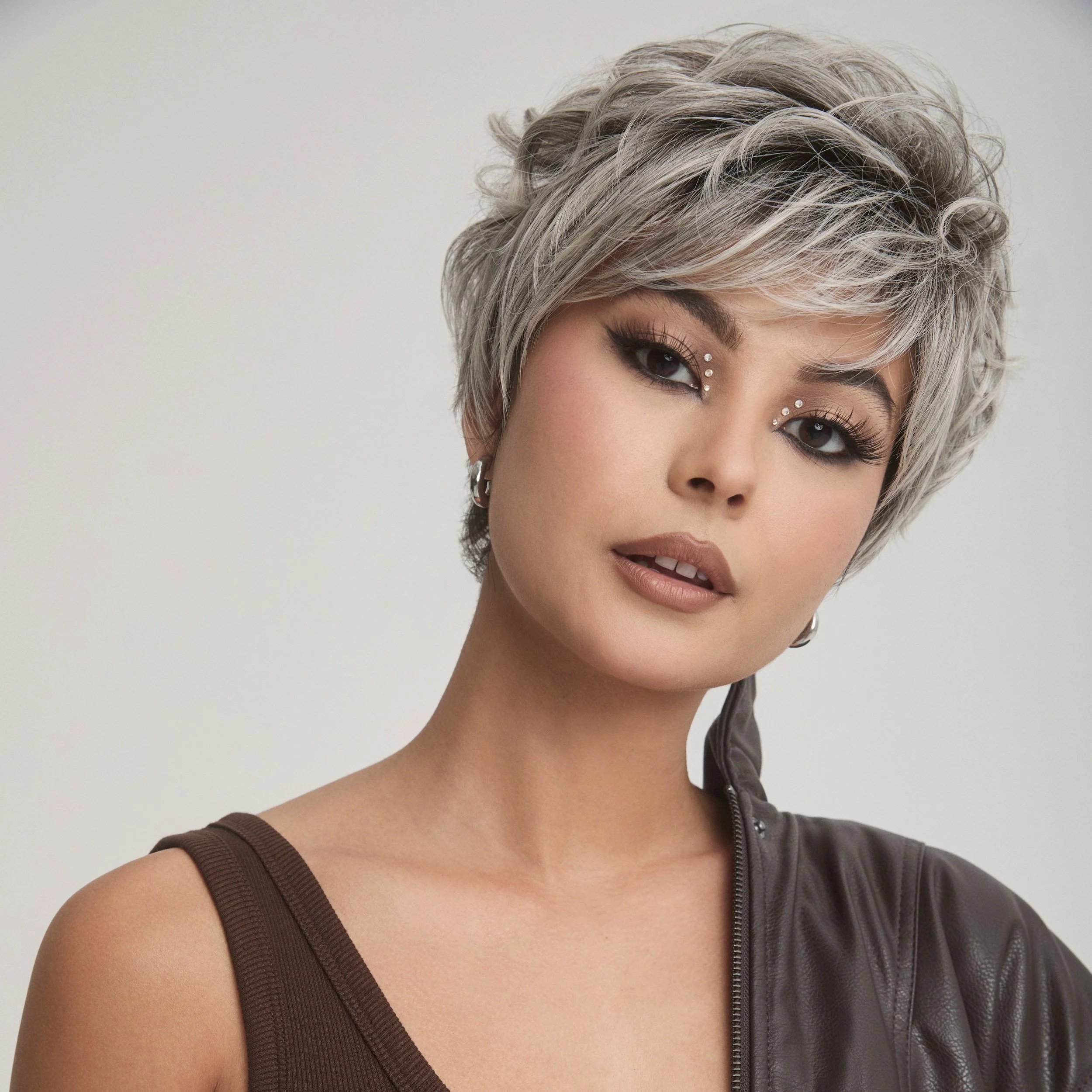Luca-Silver+Oyster-R3.jpg