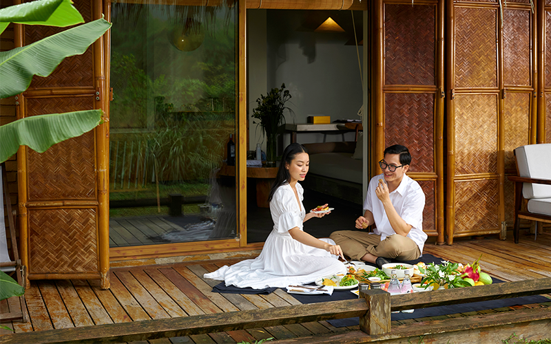 Alba-Wellness-Breakfast-Anytime-Anywhere-Destination-Deluxe.png