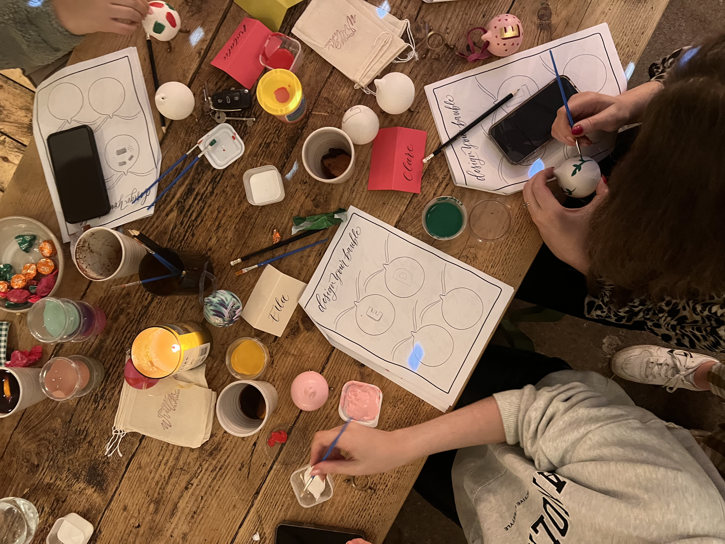 Team-building bauble workshops