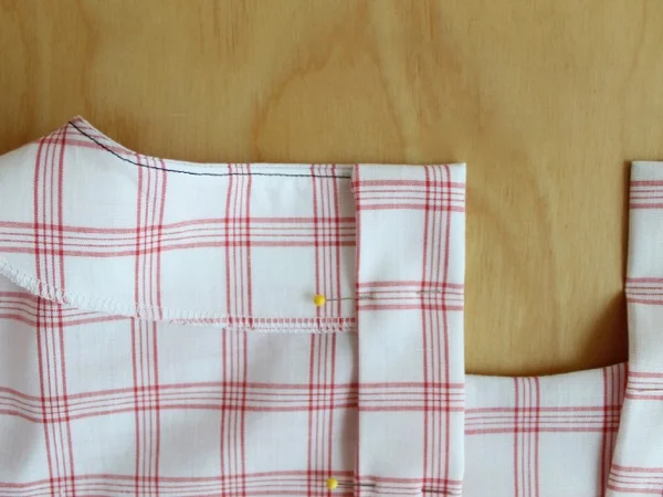 Beatrixalong Day 7: Flip facings & Sew hem